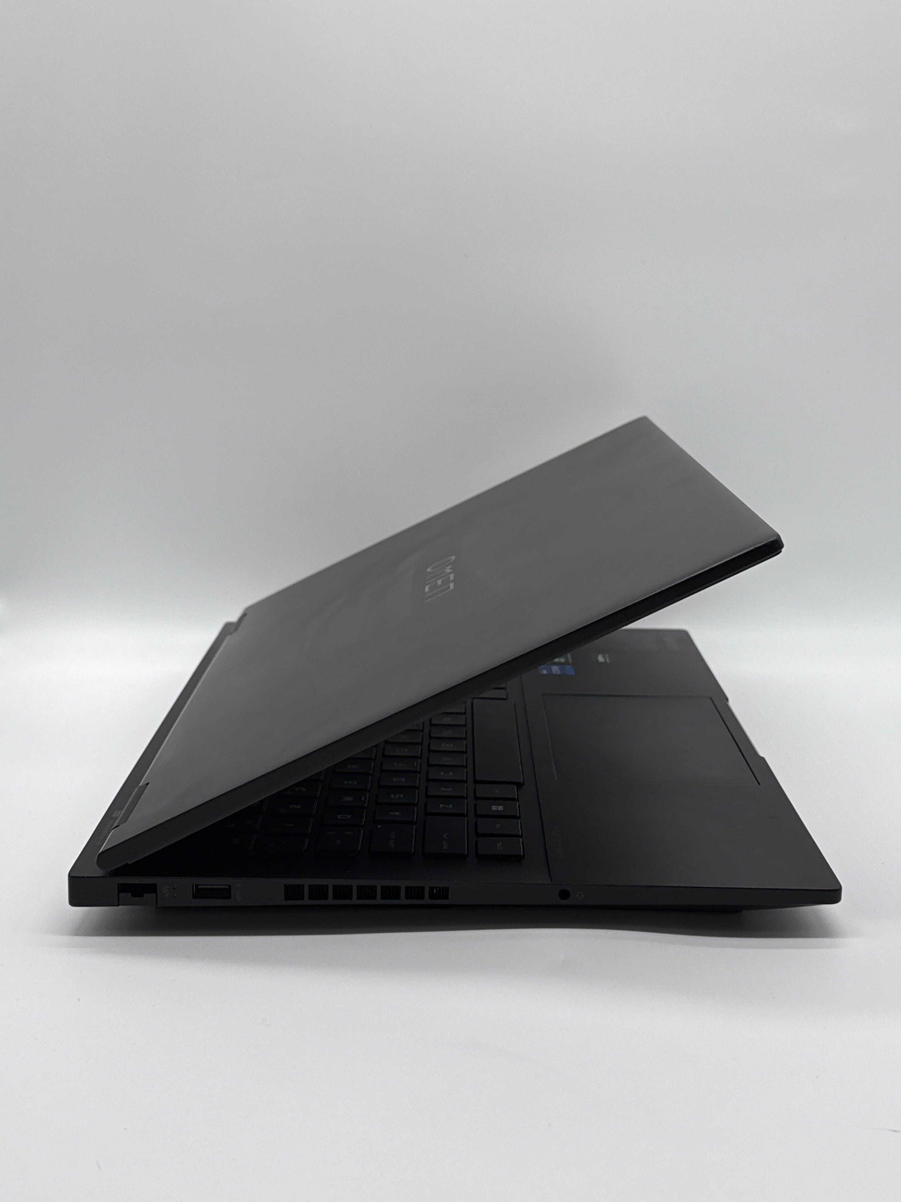 HP Omen 16-wd0073dx 16" i7-13620H 16GB RAM 1TB SSD RTX 4060 Laptop