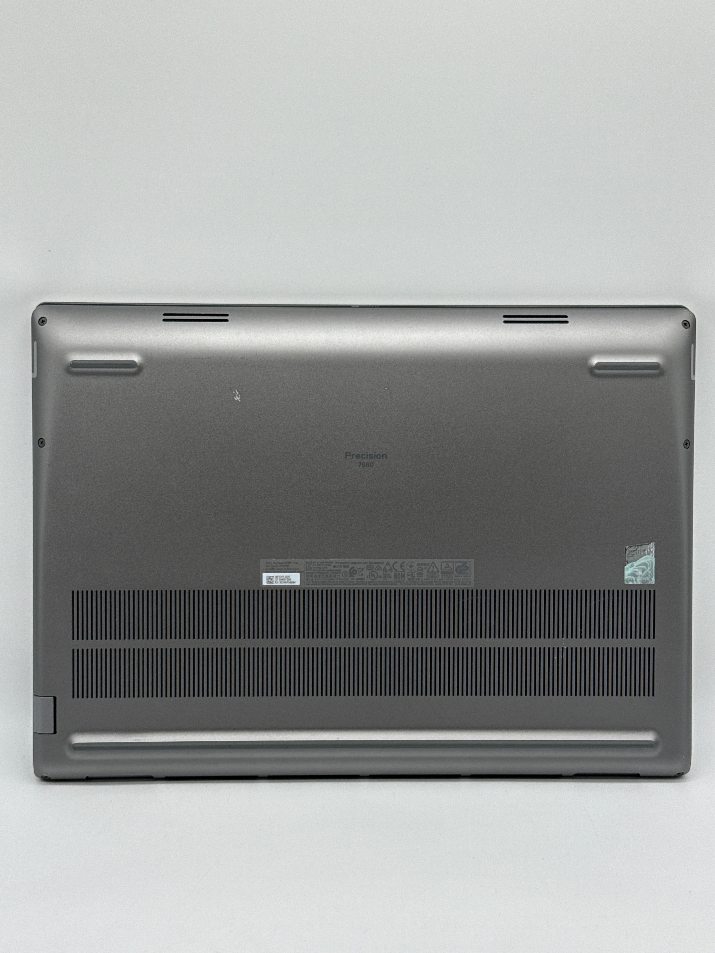 Dell Precision 7680 i9-13950HX 64GB RAM 1TB SSD RTX 3500 ADA