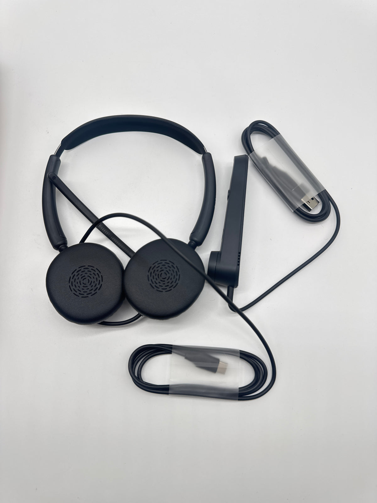 Jabra Engage 50 II USB-C/A Stereo Headset Busylight Black - Open Box