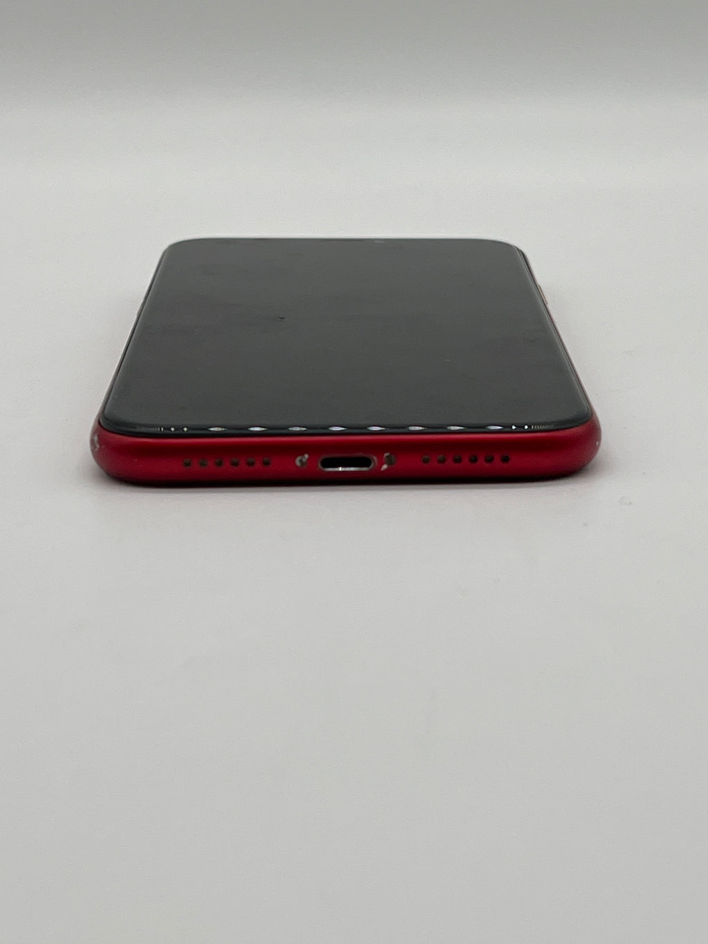 Apple iPhone XR 6.1 inch 128GB For Parts (Broken back)