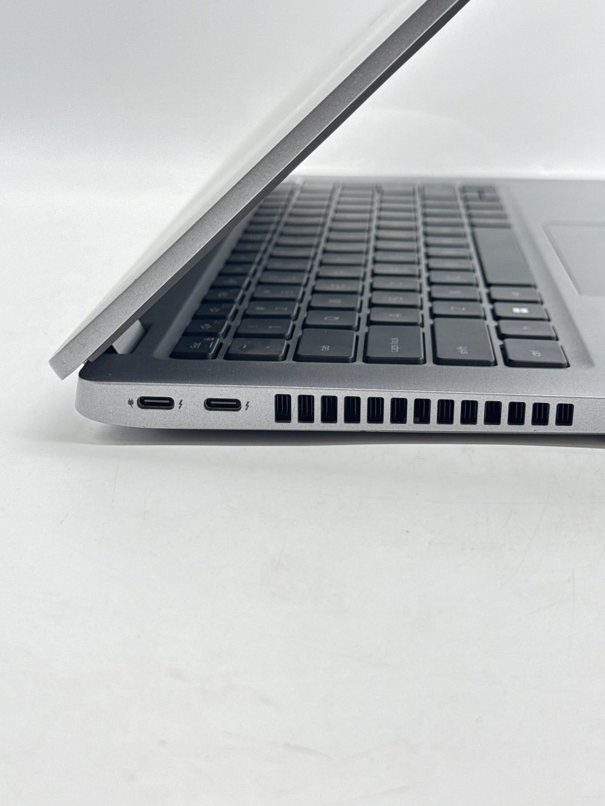 Dell Latitude 5430 Intel Core i5 1245U 16GB RAM 256GB SSD 14in Gray - For Parts