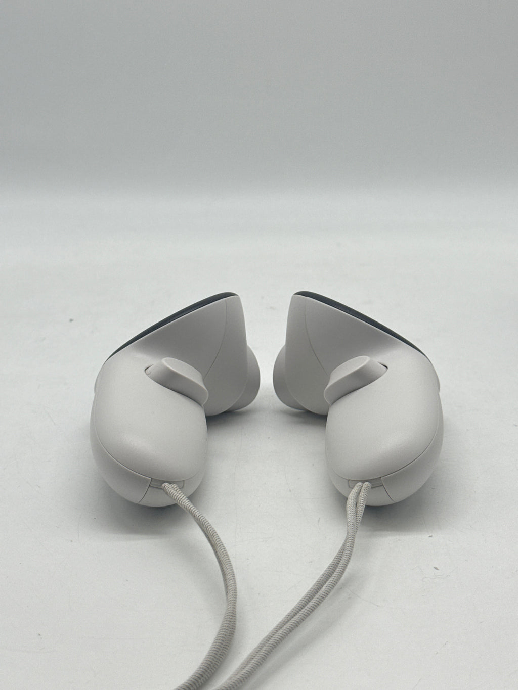 Meta Quest 3S 128GB Standalone All-in-One VR Headset White - Used