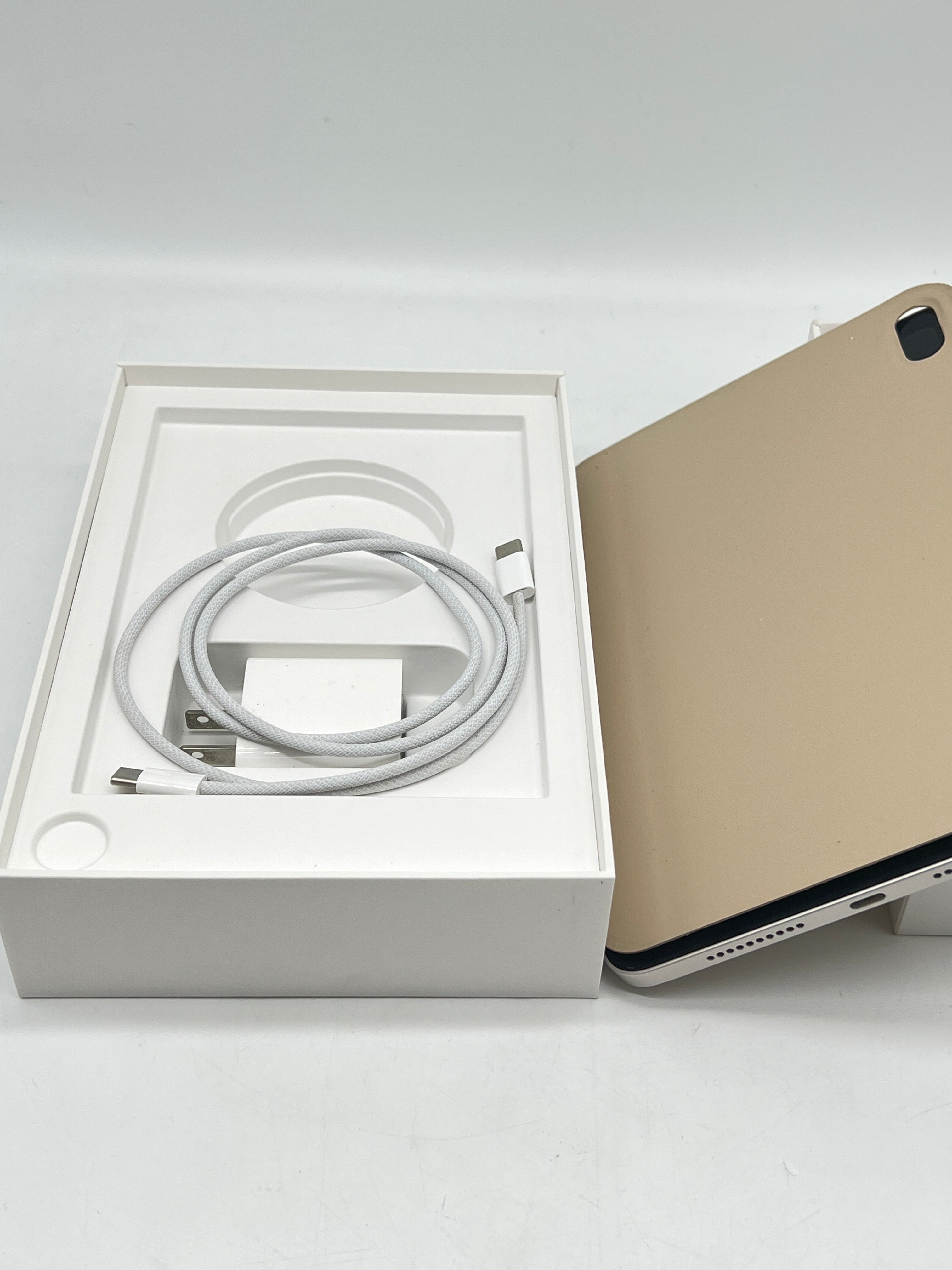 Apple iPad Mini A17 Pro A2993 128GB Wi-Fi - Used with Box