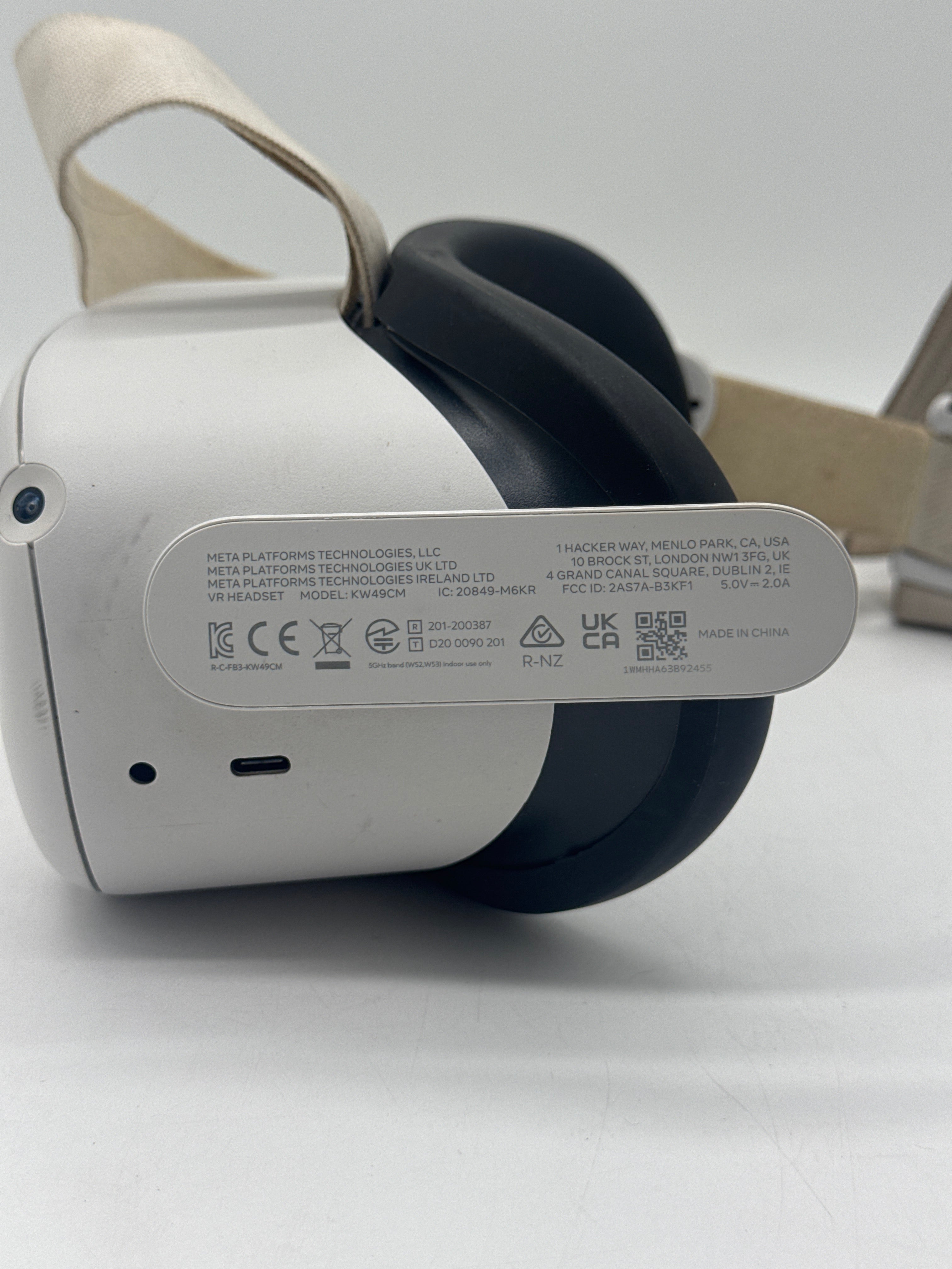 Meta Oculus Quest 2 KW49CM 128GB - For Parts