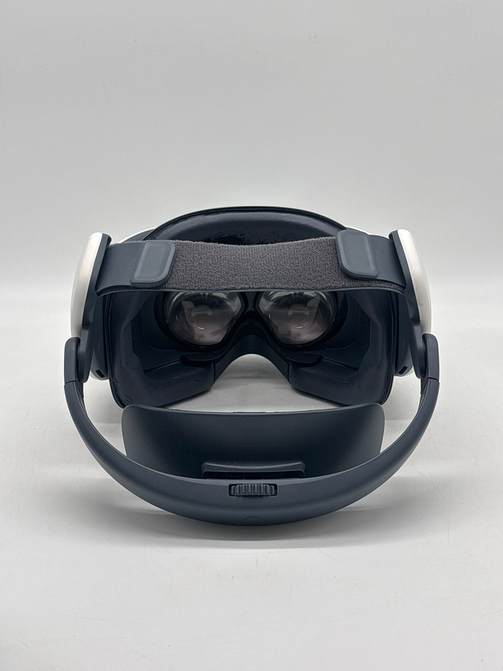 HTC Vive Focus Plus Standalone VR Headset - For Parts (Nose Rim Cracked)