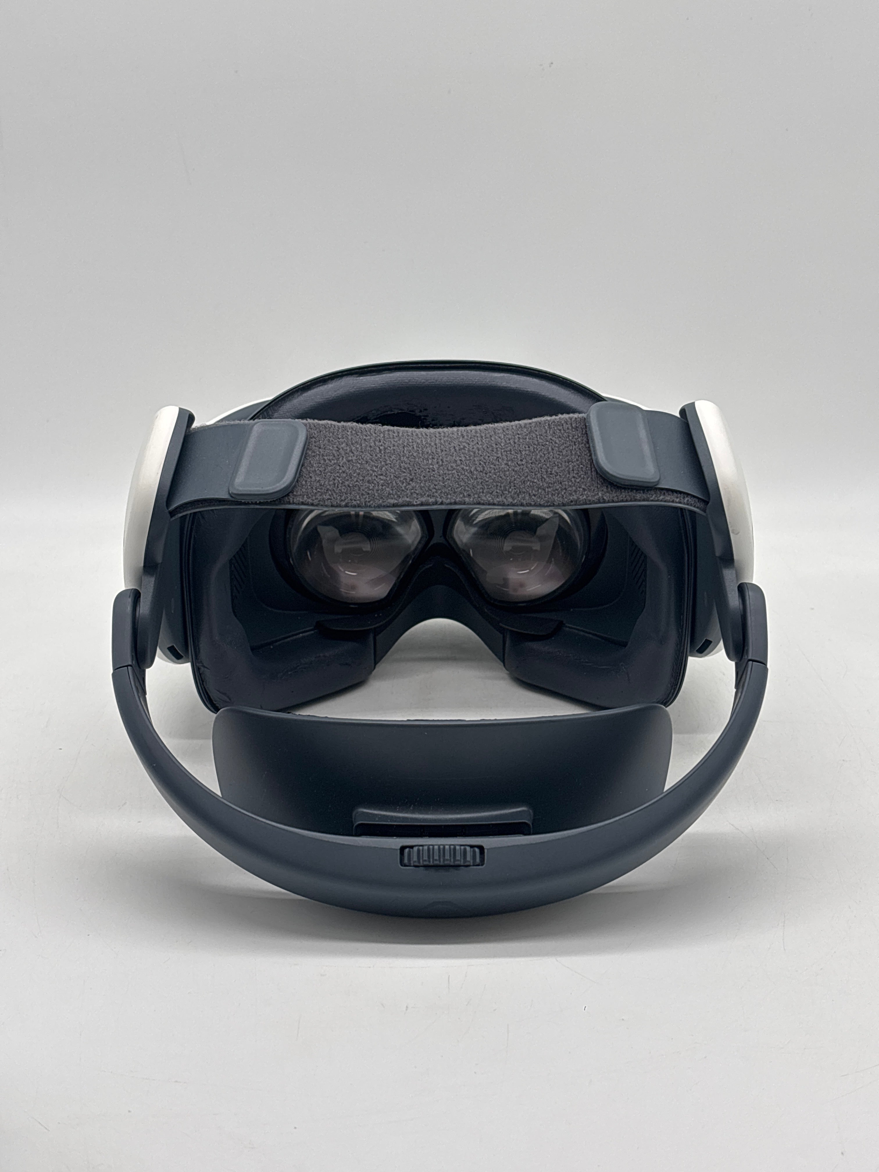 HTC Vive Focus Plus Standalone VR Headset - For Parts (Nose Rim Cracked)