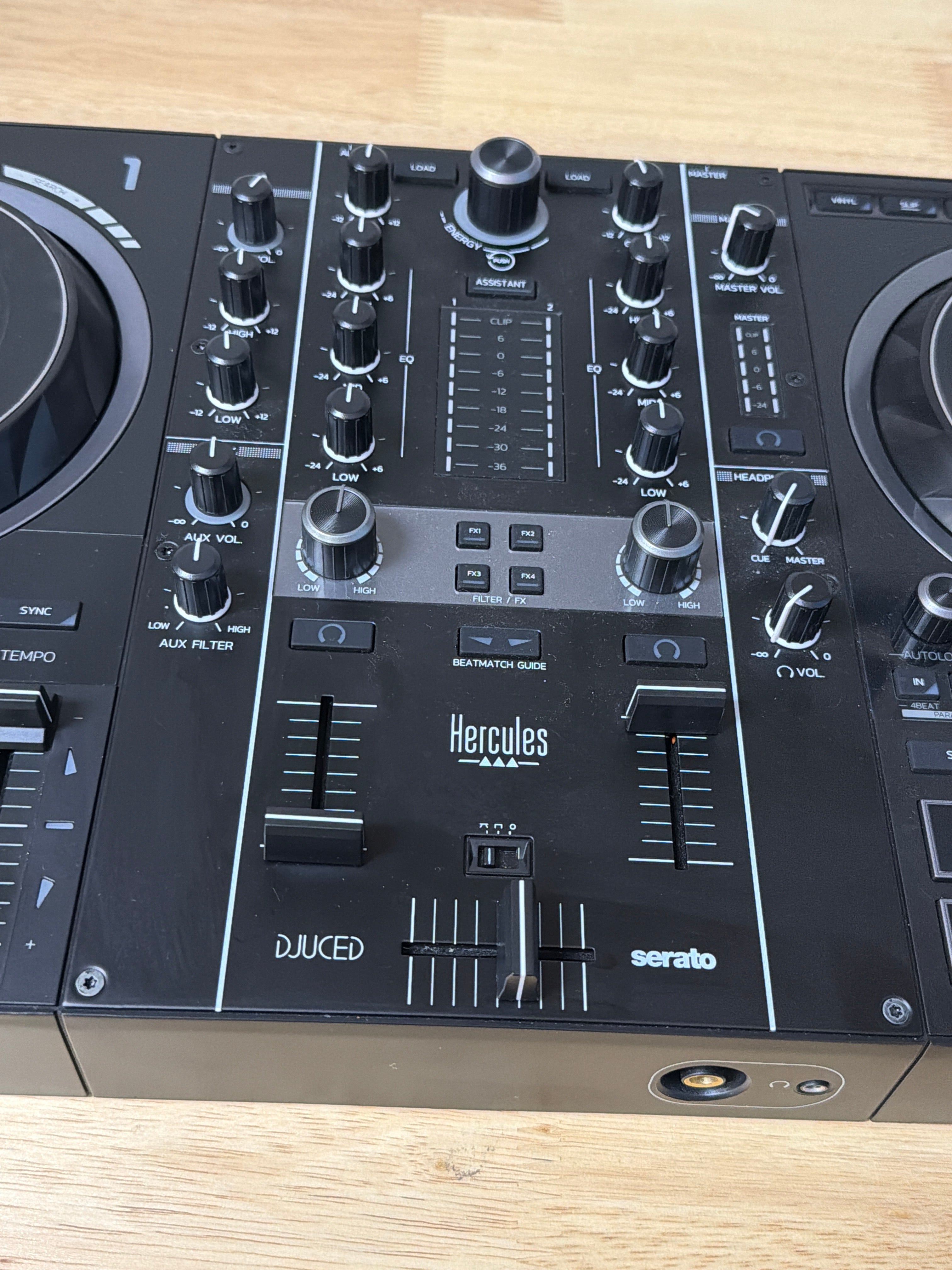 Hercules DJ Control Impulse 500 Controller Black Tabletop 2 Decks W/ Travel Case