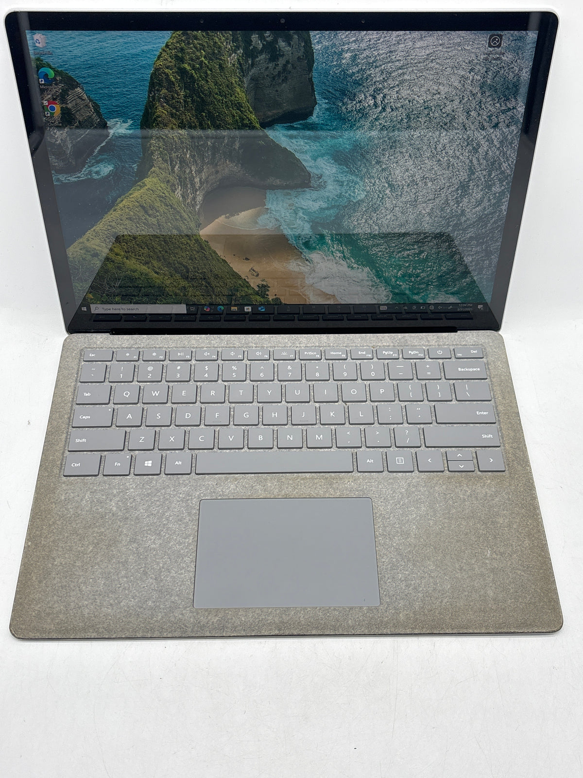 Microsoft Surface Laptop 1769 14-inch i5-7200U 4GB RAM 128GB SSD - Used