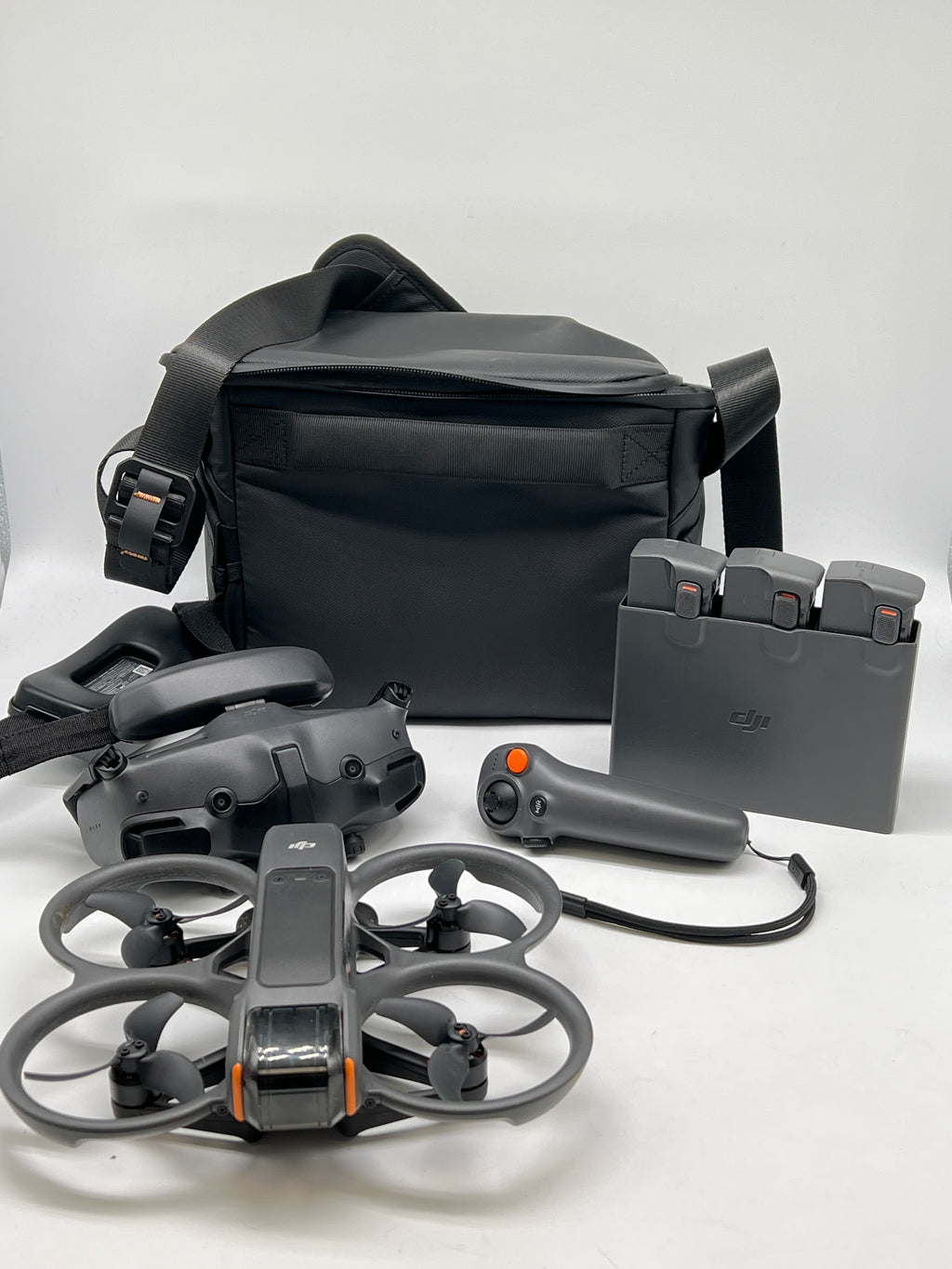 DJI Avata 2 Fly More Combo FPV Drone with Goggles Batteries RC Motion Controller