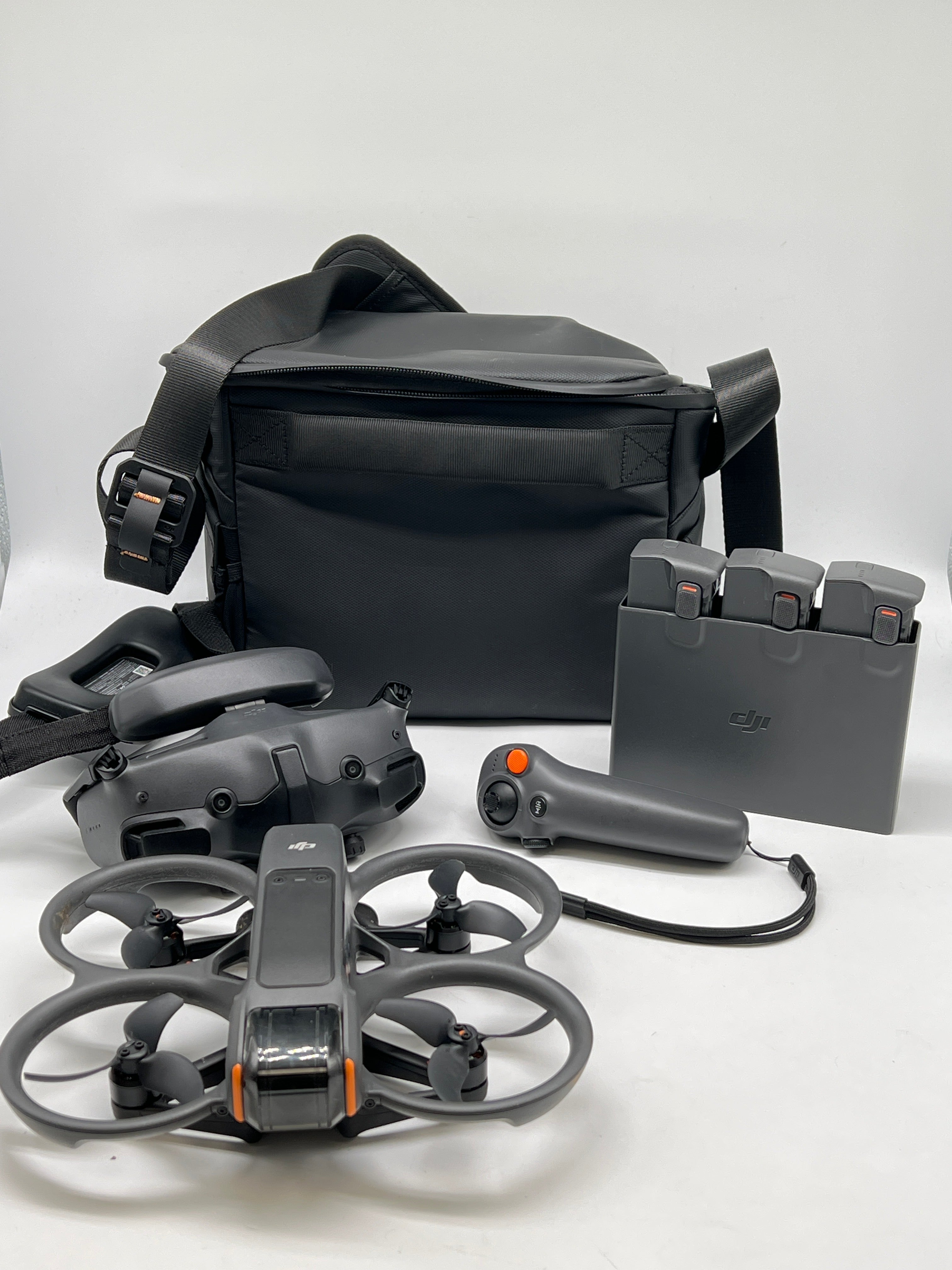 DJI Avata 2 Fly More Combo FPV Drone with Goggles Batteries RC Motion Controller