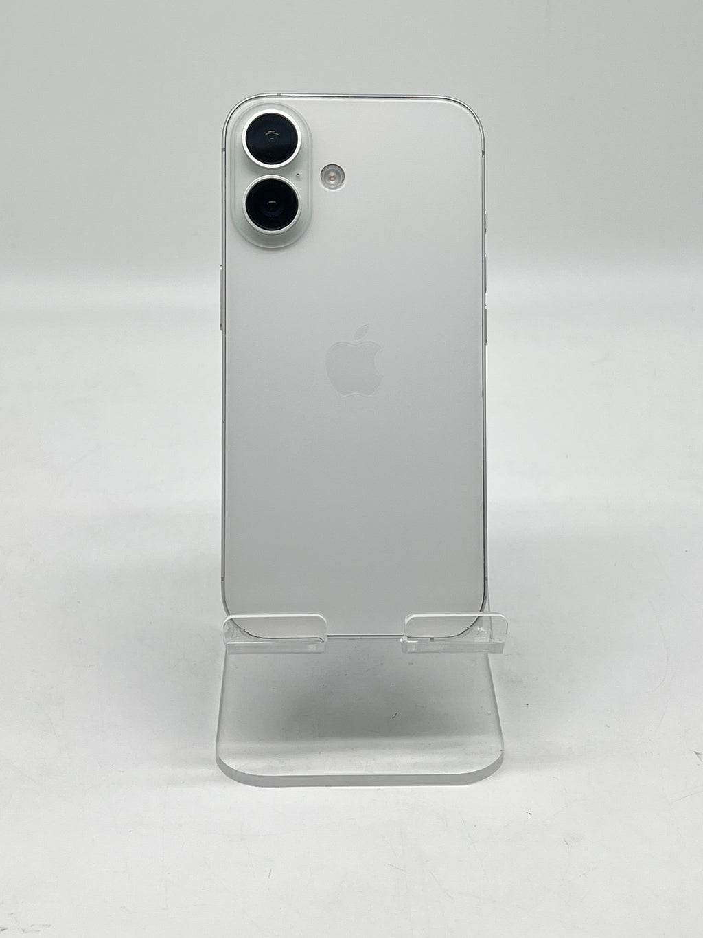 Apple iPhone 16 128GB Unlocked White - Used