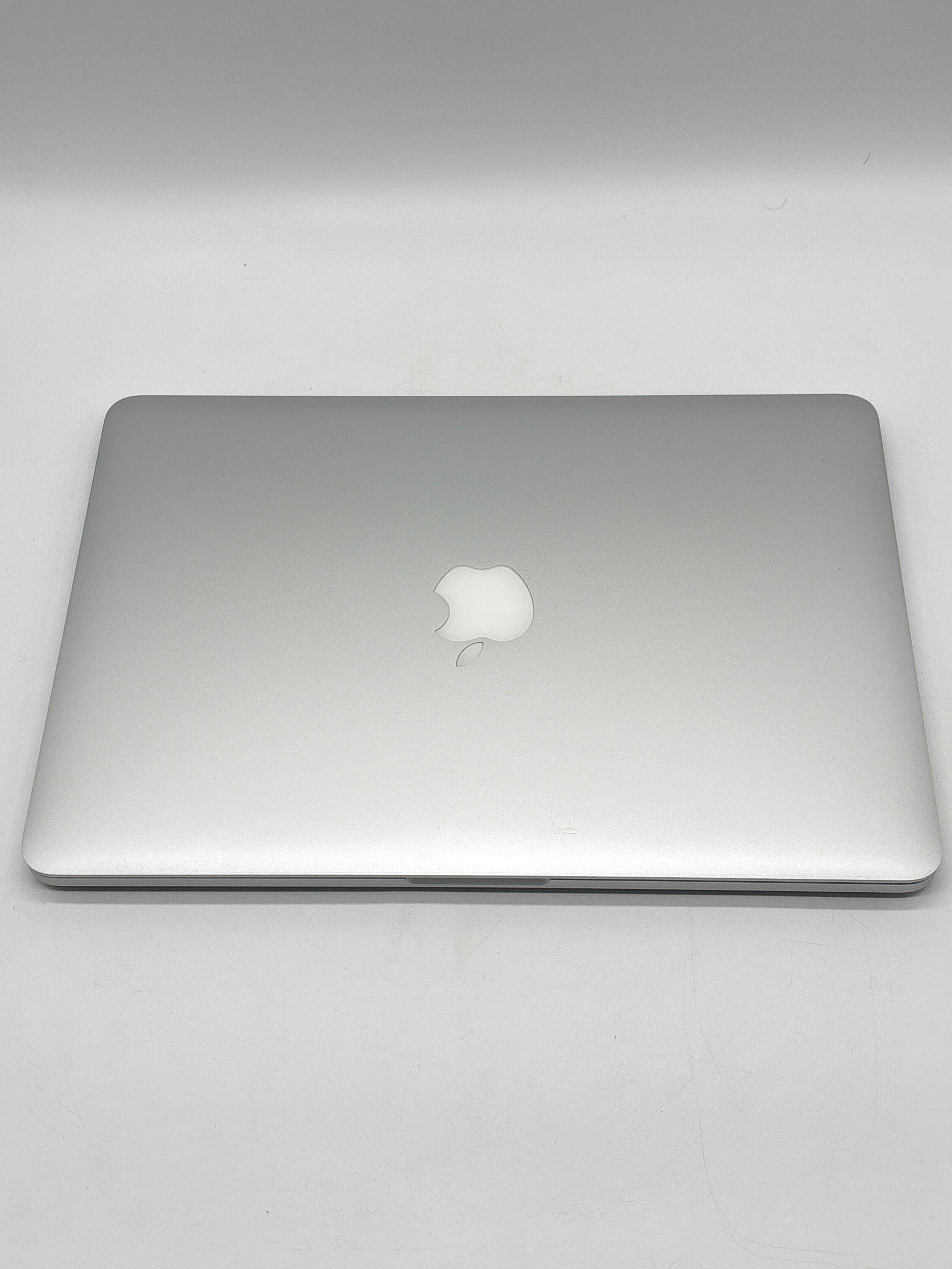 Apple MacBook Pro 13 Inch A1502 2015 i5 8GB RAM 128GB SSD (Cycle Count 60)