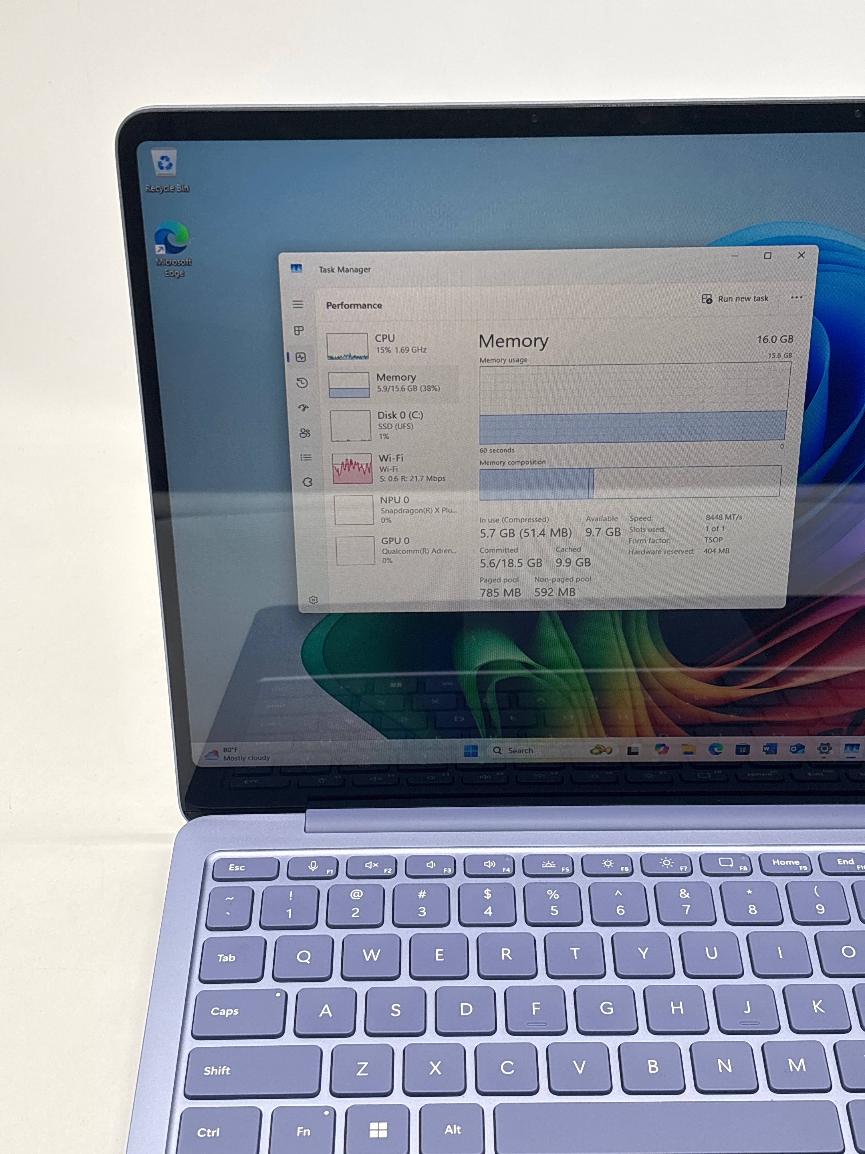 Microsoft Surface Laptop 2095 Snapdragon X Plus 16GB RAM 512GB SSD