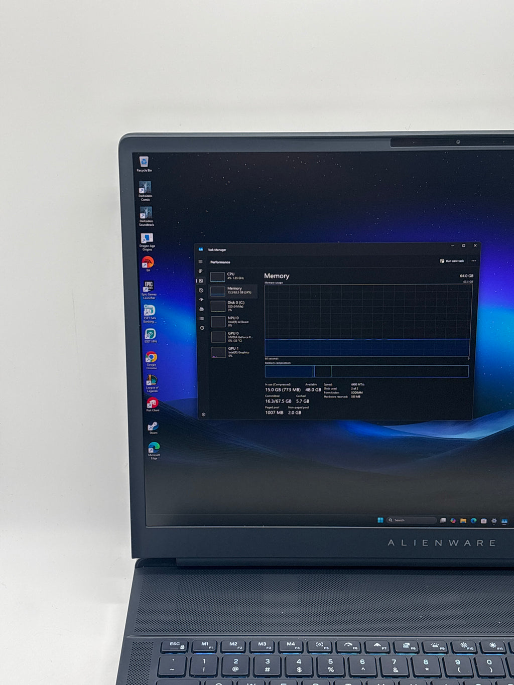Dell Alienware 18 Area 51 Ultra 9 275HX 64GB RAM 2TB SSD RTX 5090 - Warranty