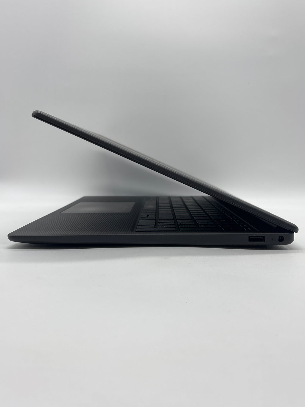 HP 255 G10 Ryzen 7 7730U 16GB RAM 512GB SSD