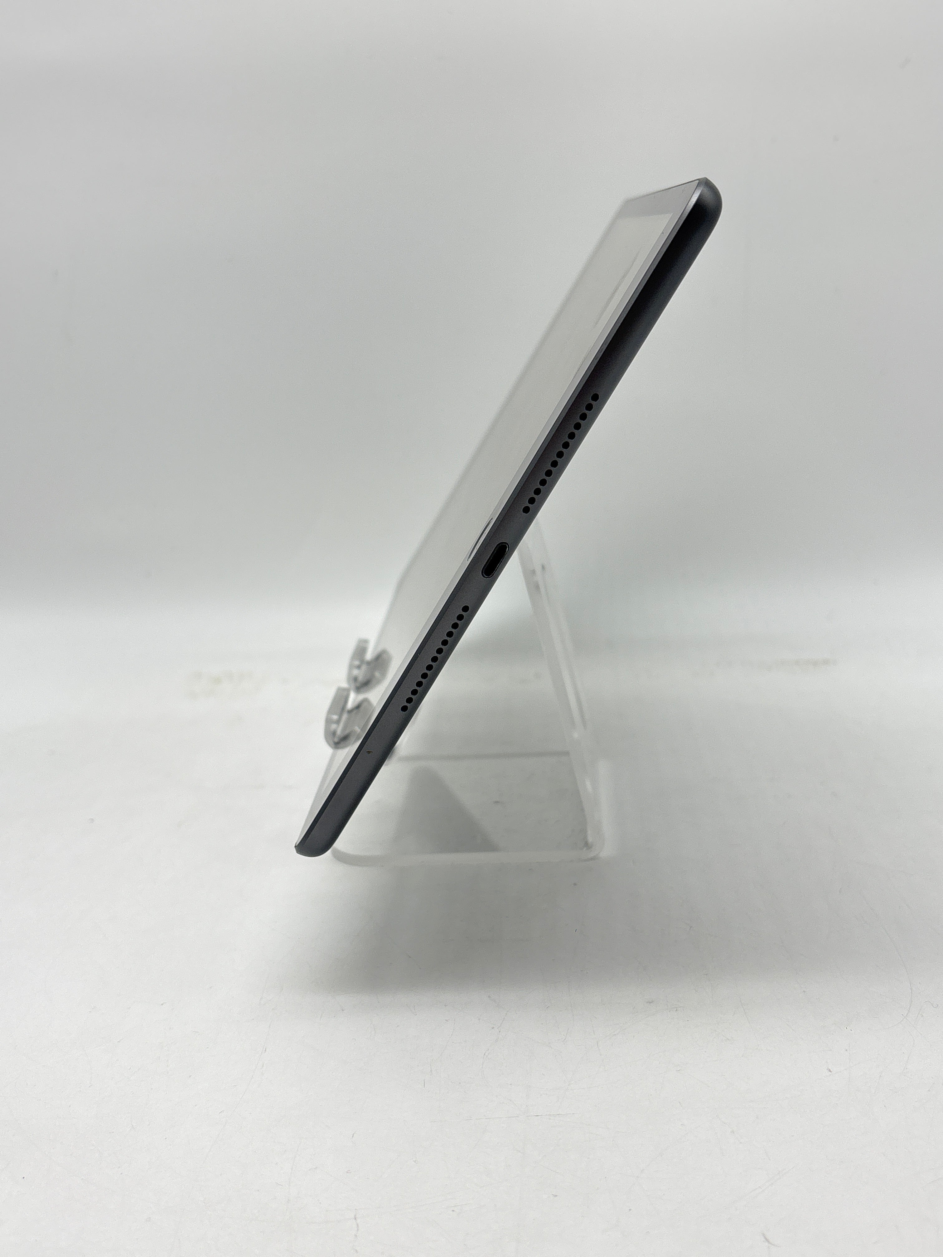 Apple iPad 8th Gen 10.2" A2270 32GB Wi-Fi - Used