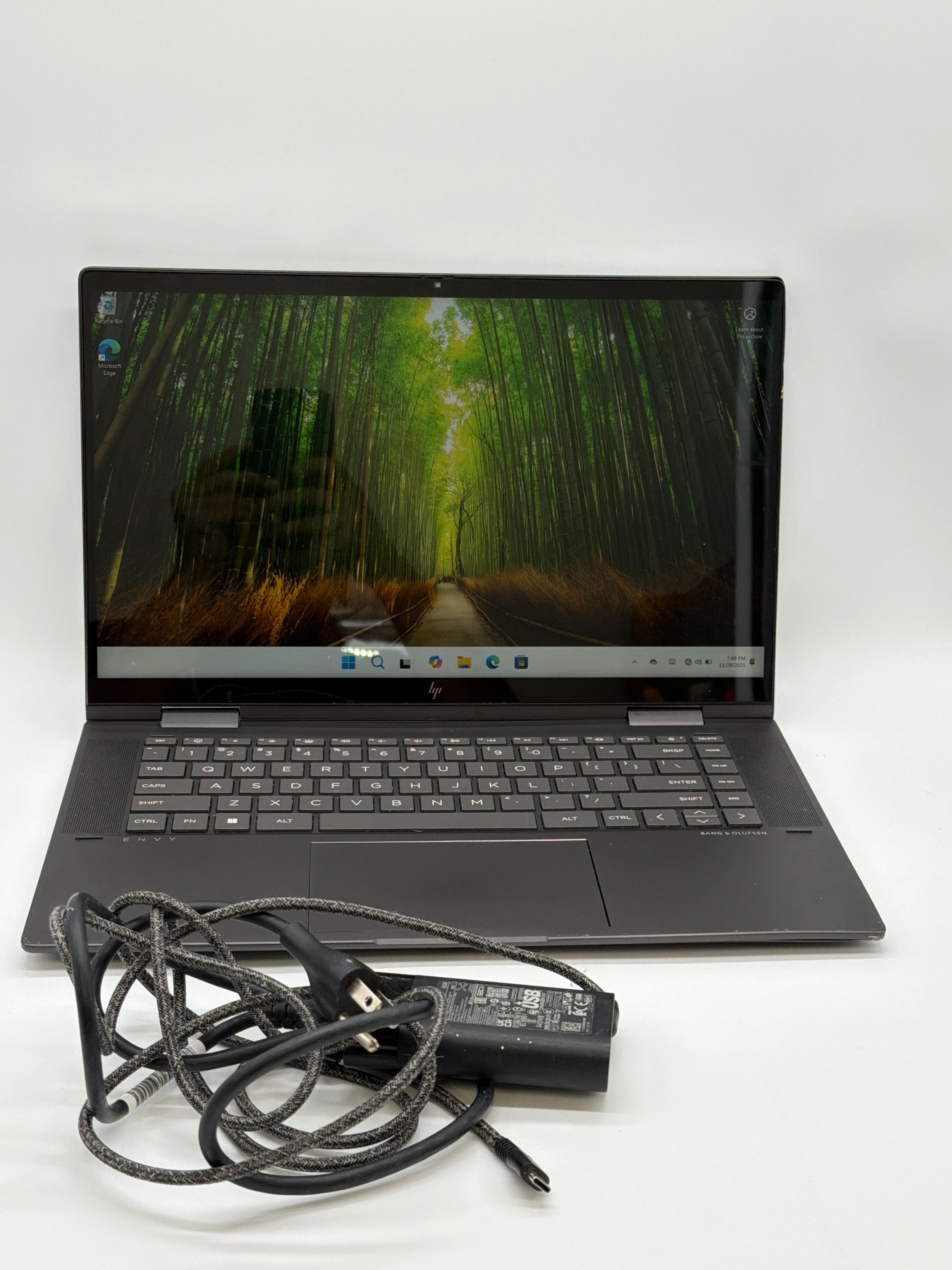 HP Envy x360 2-in-1 15-FH0023DX Laptop Ryzen 7 16GB RAM 512GB SSD