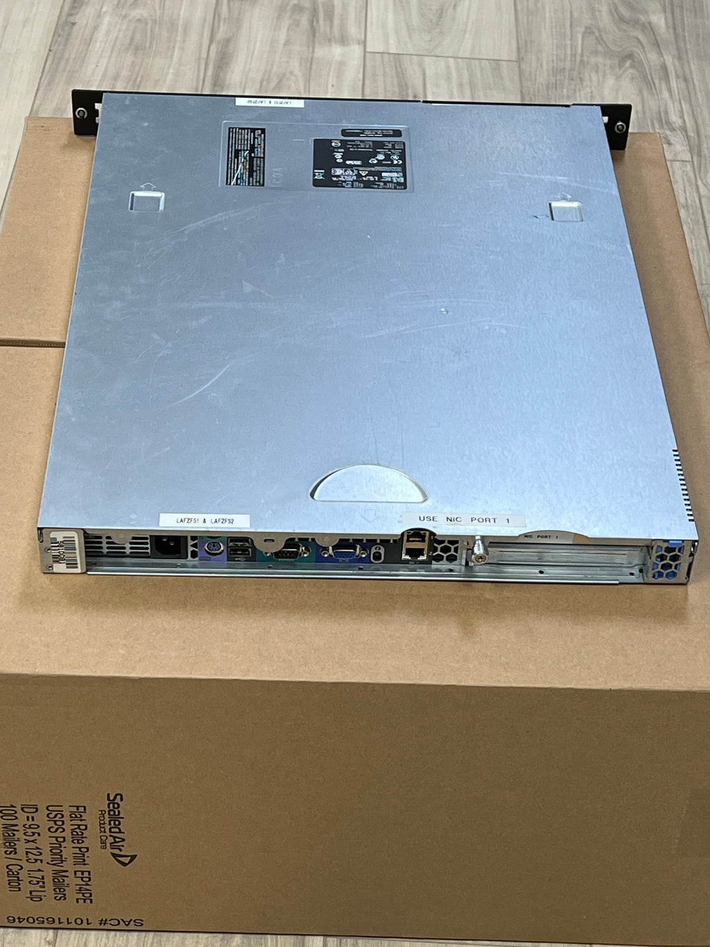 Dell PowerEdge 850 1U Rack Server Pentium 4 2GB DDR2 NO HDD