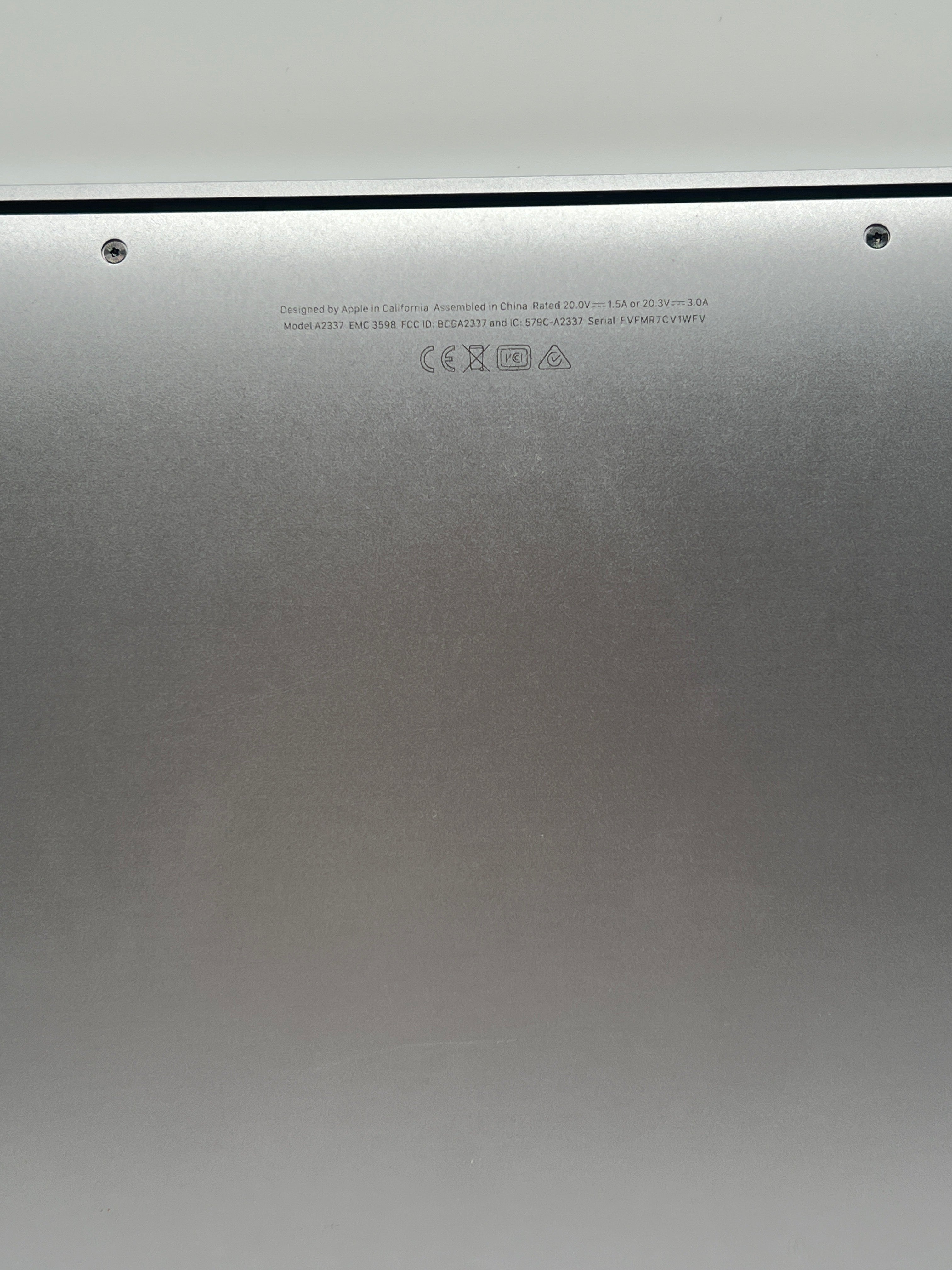Apple MacBook Air 13" A2337 M1 8GB RAM 256GB SSD - Used