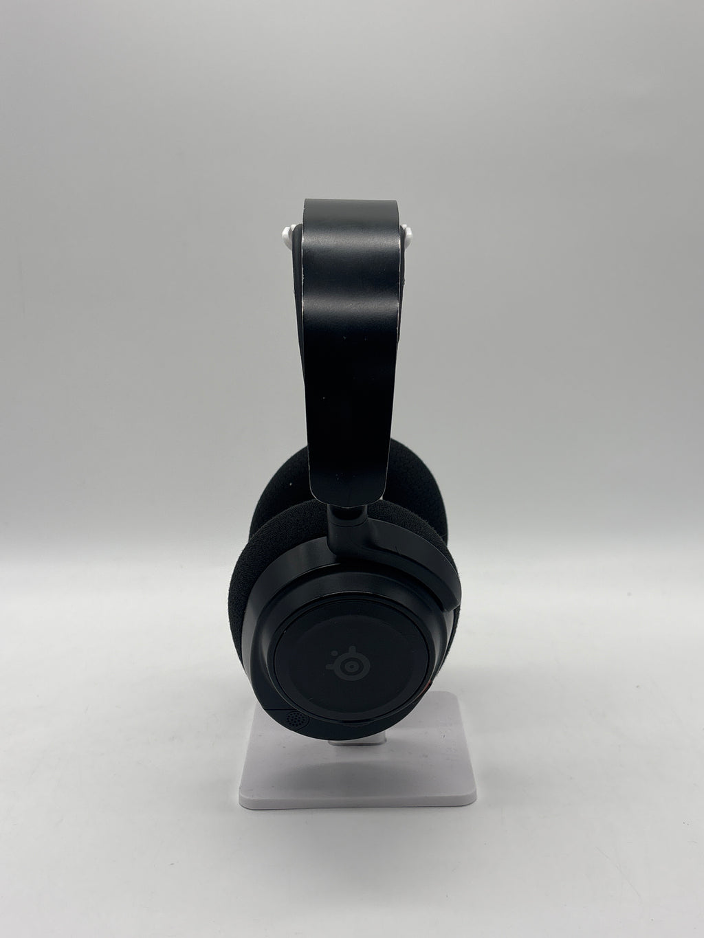 SteelSeries Arctis Nova 7X Black Wireless Over Ear Headphones - For Parts (Ear Cap Missing)