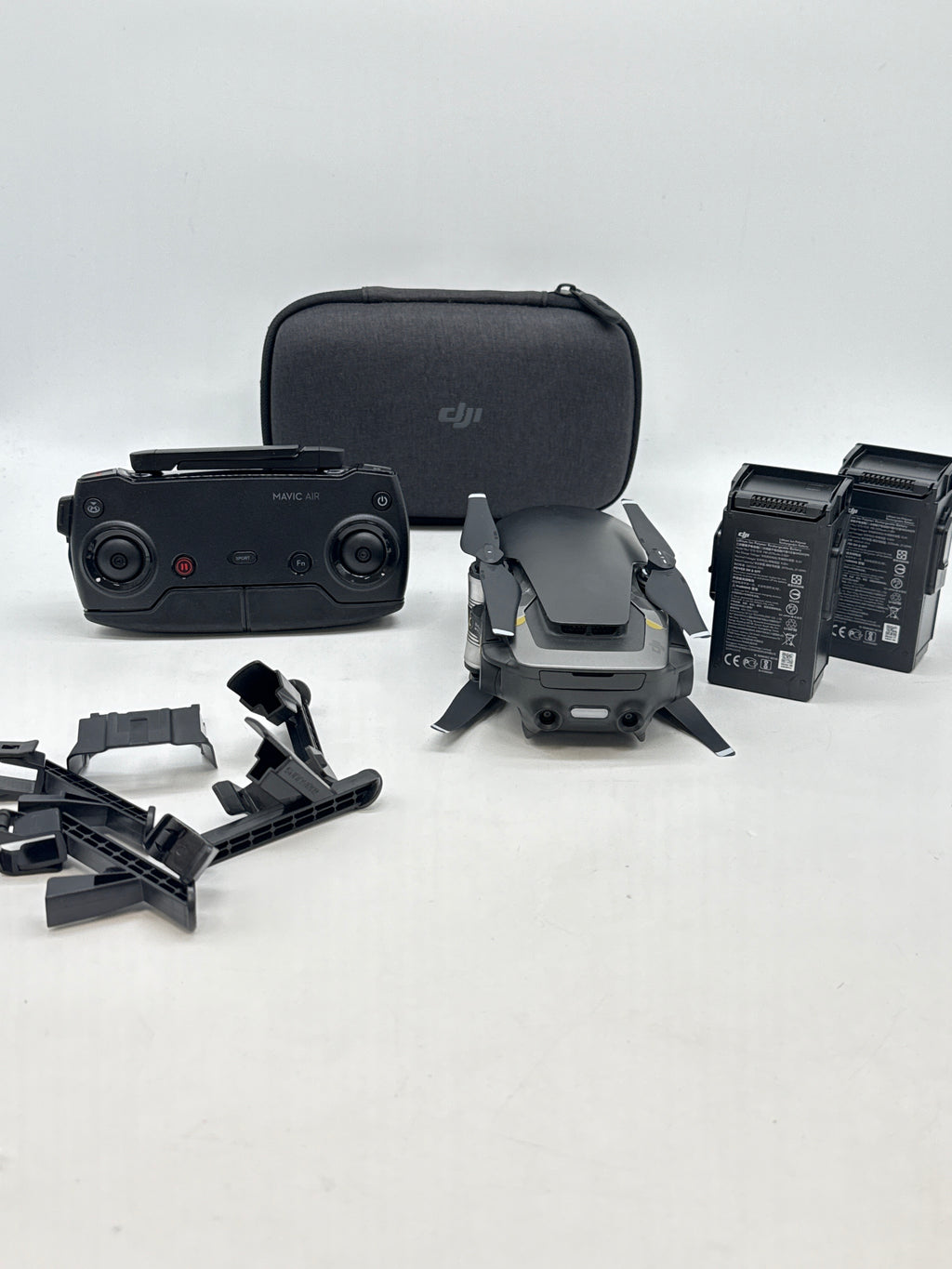 DJI Mavic Air U11X Drone 4K 12MP 21min Flight with 2 Batteries - Used