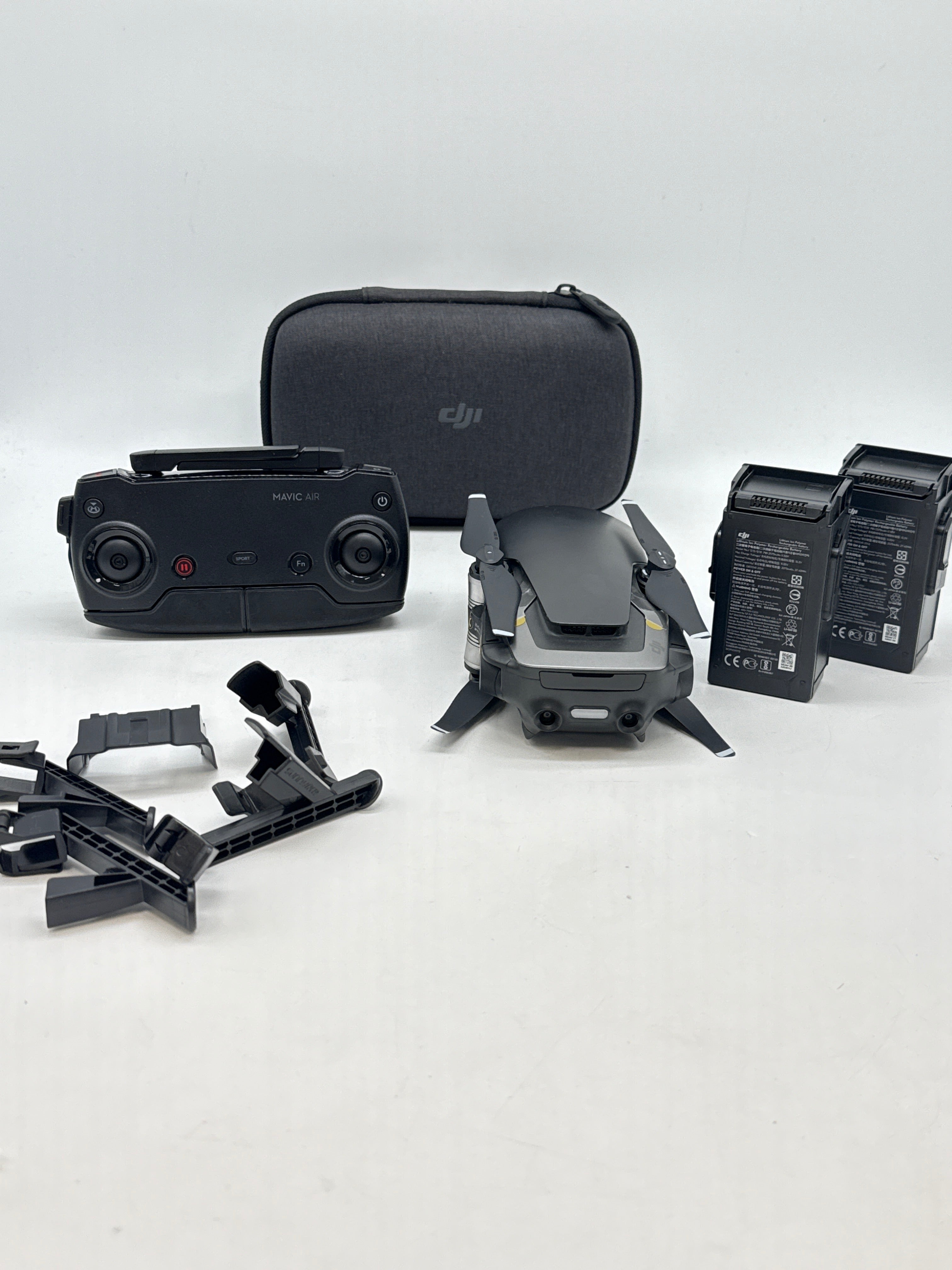 DJI Mavic Air U11X Drone 4K 12MP 21min Flight with 2 Batteries - Used