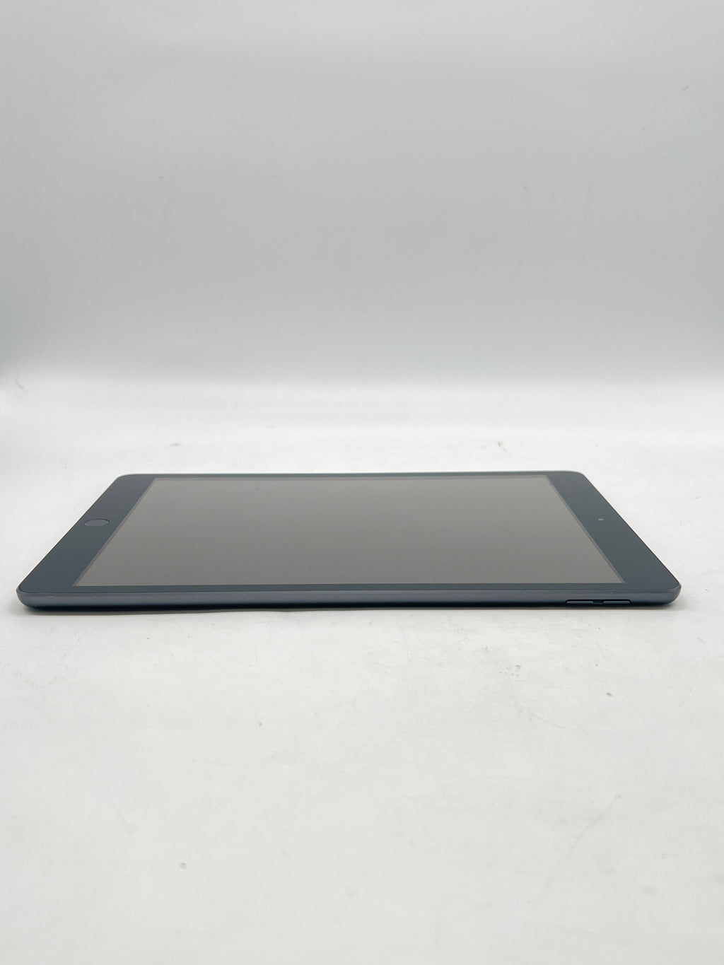 Apple iPad 7th Gen A2197 32GB Wi-Fi Space Gray - Used
