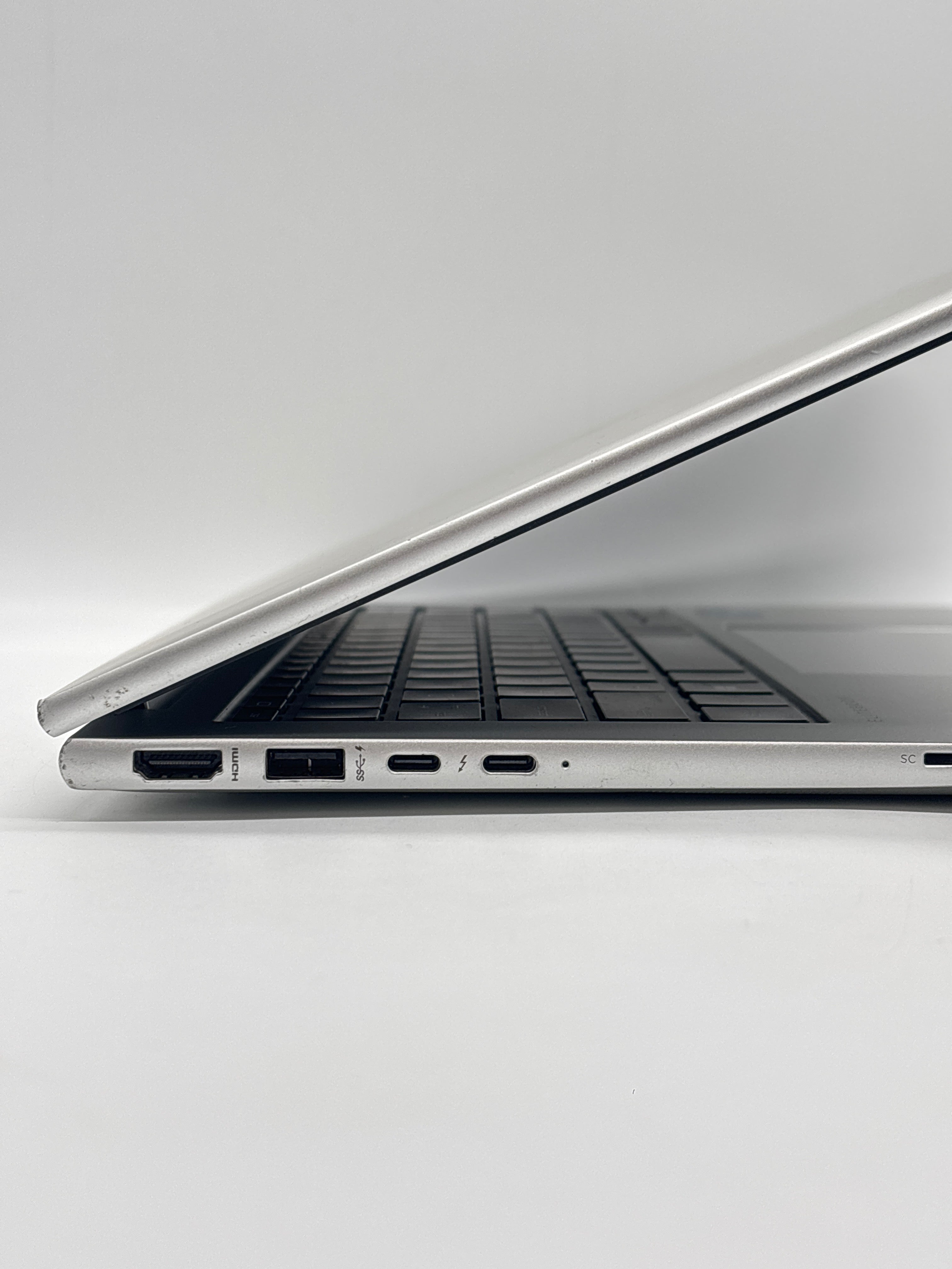 HP EliteBook 840 G10 i5-1335U 16GB RAM 256GB SSD - For Parts (Read DESC)