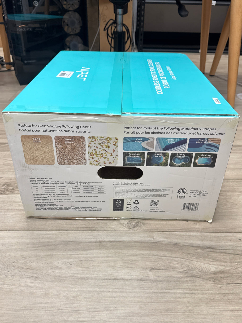 Aiper Scuba 1600W Robotic Pool Cleaner - New in Box