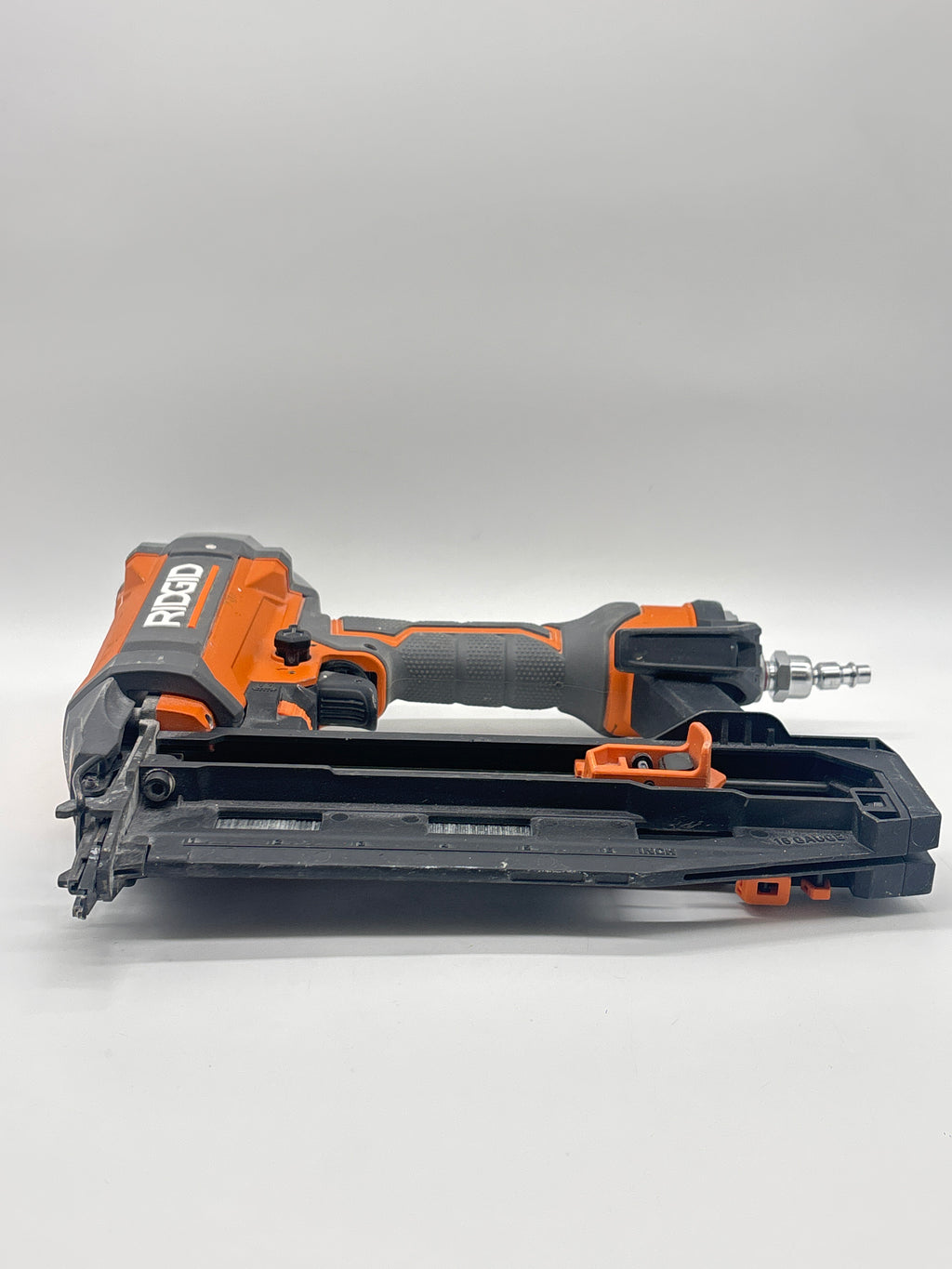 RIDGID 16A Straight Nail Gun 120 psi Multicolor - Used