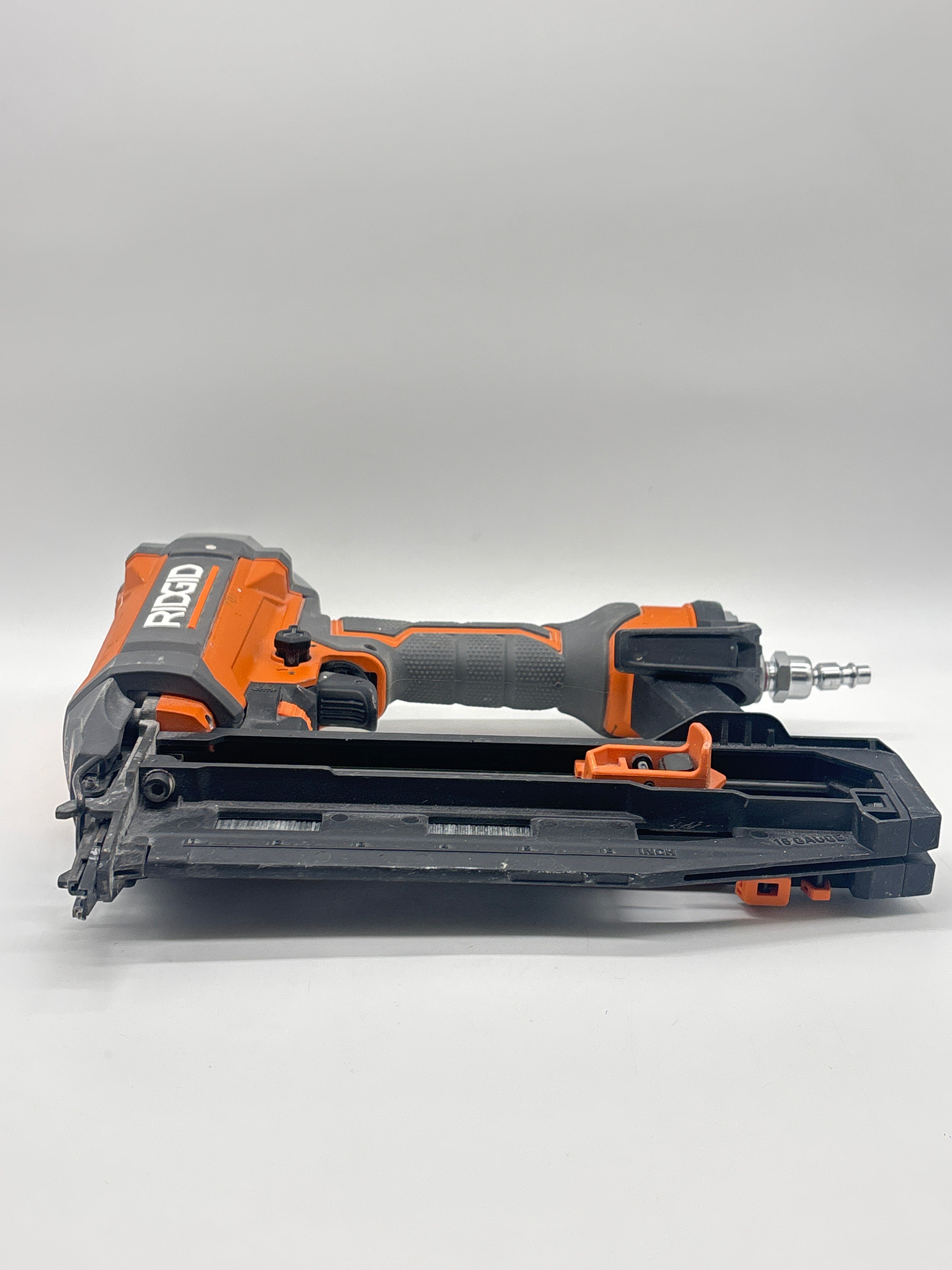RIDGID 16A Straight Nail Gun 120 psi Multicolor - Used