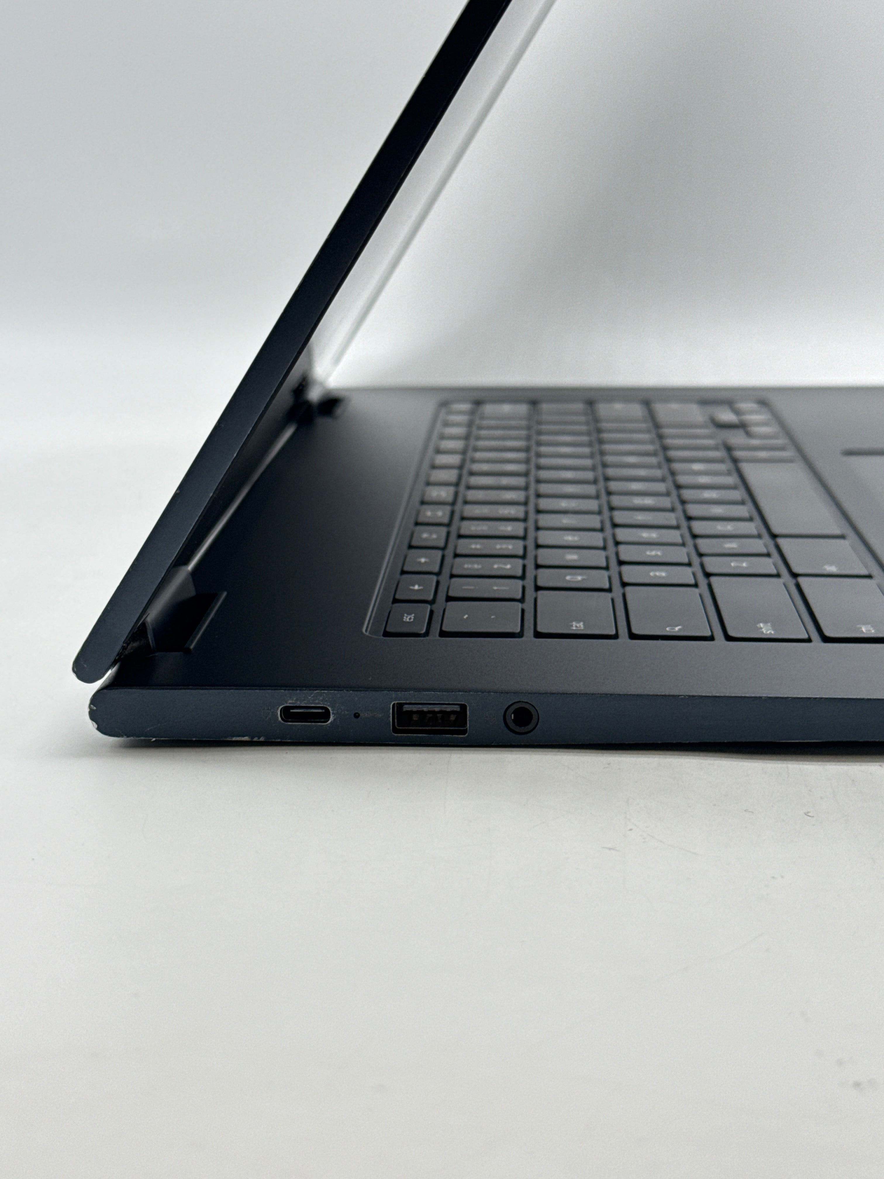 Lenovo Yoga Chromebook C630 15.6" 8GB RAM 128GB SSD - Used