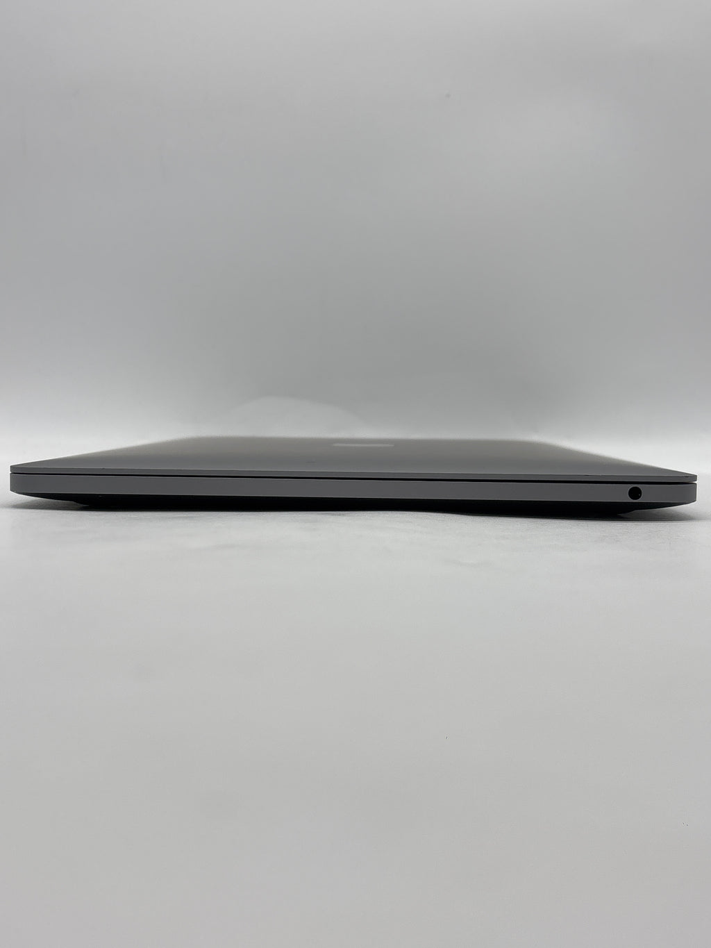 Apple MacBook Pro 13" A2338 M1 8GB RAM 256GB SSD Space Gray - Used