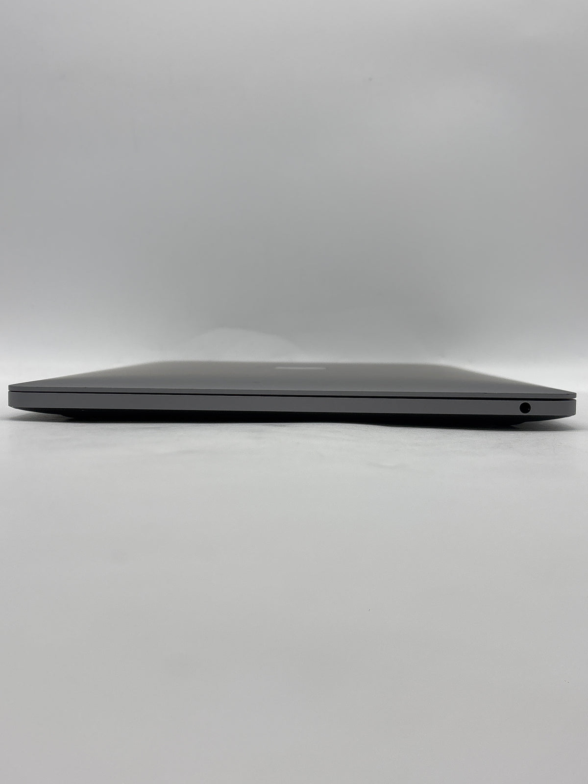 Apple MacBook Pro 13" A2338 M1 8GB RAM 256GB SSD Space Gray - Used