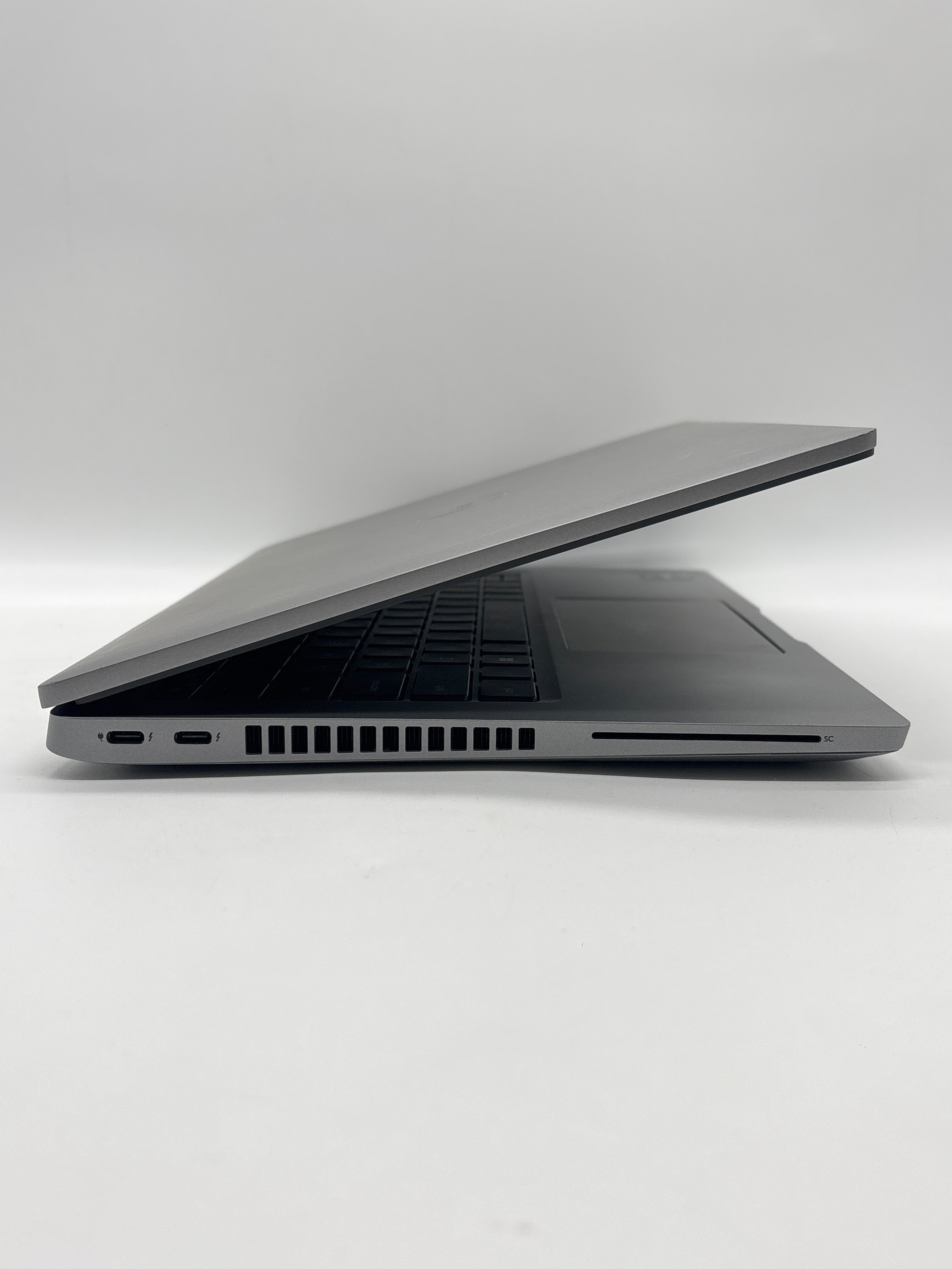 Dell Latitude 5430 i5-1245U 16GB RAM 256GB SSD Cellular - Used