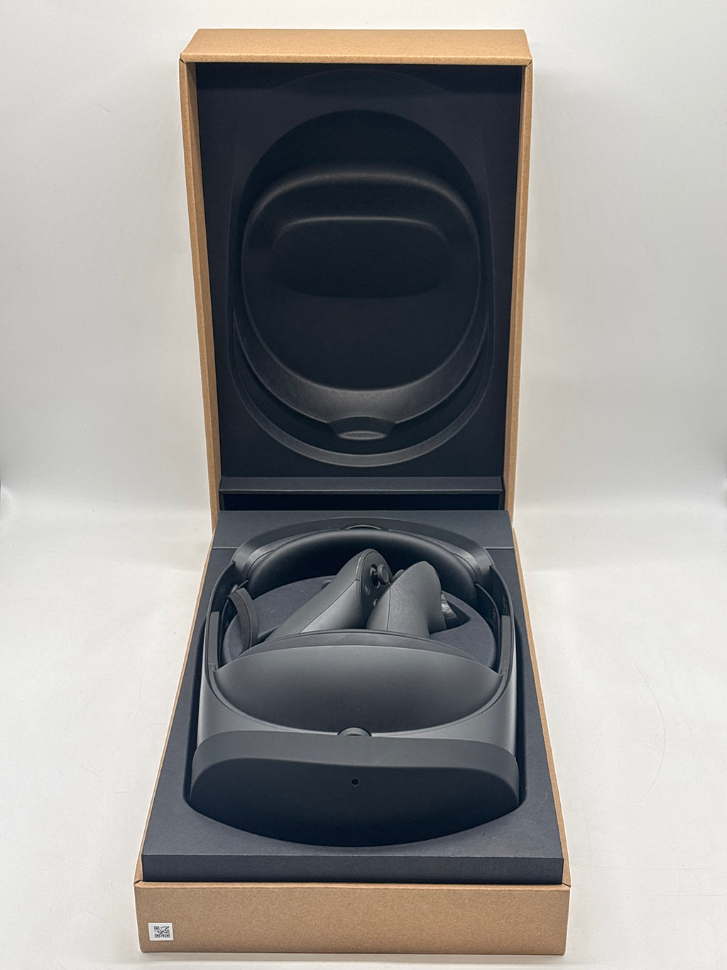 Meta Quest Pro VR Headset 256GB Black - Used With Box