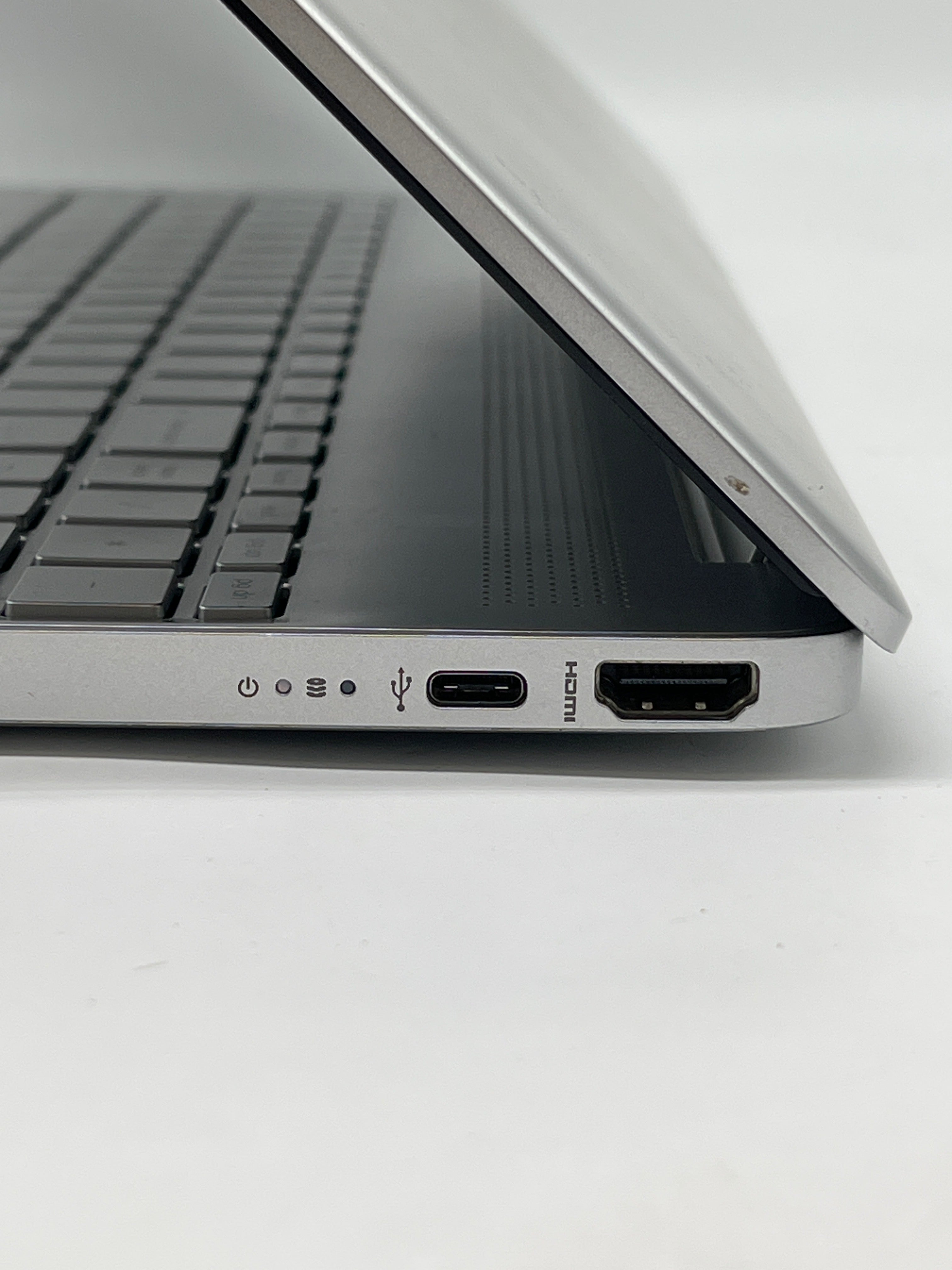 HP Laptop 15-dy1043dx i5-1035G1 12GB RAM 256GB SSD - For Parts (Read)