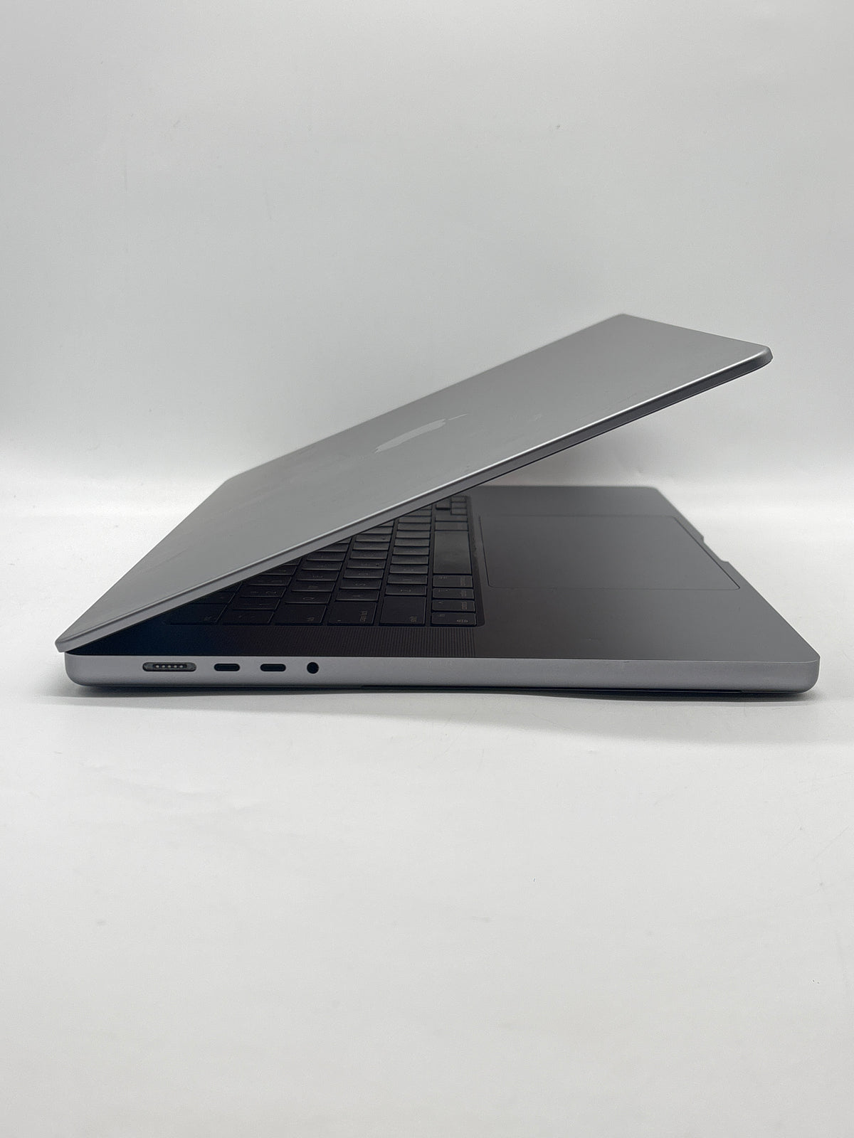 Apple MacBook Pro 16" M2 Max 32GB RAM 1TB SSD Space Gray - Used