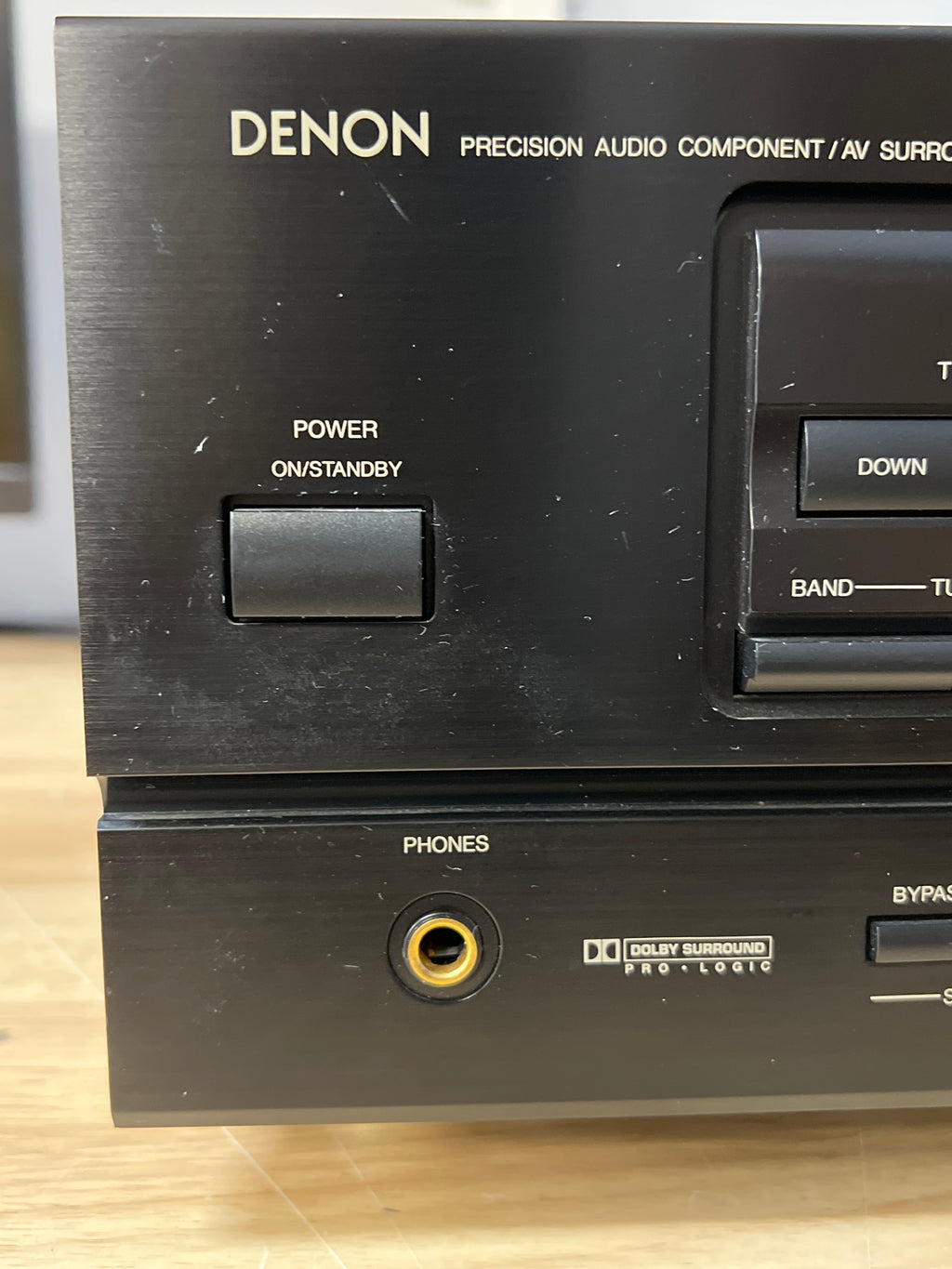 Denon AVR-2000 A/V Receiver Black Digital Tuner Audio Surround Receiver