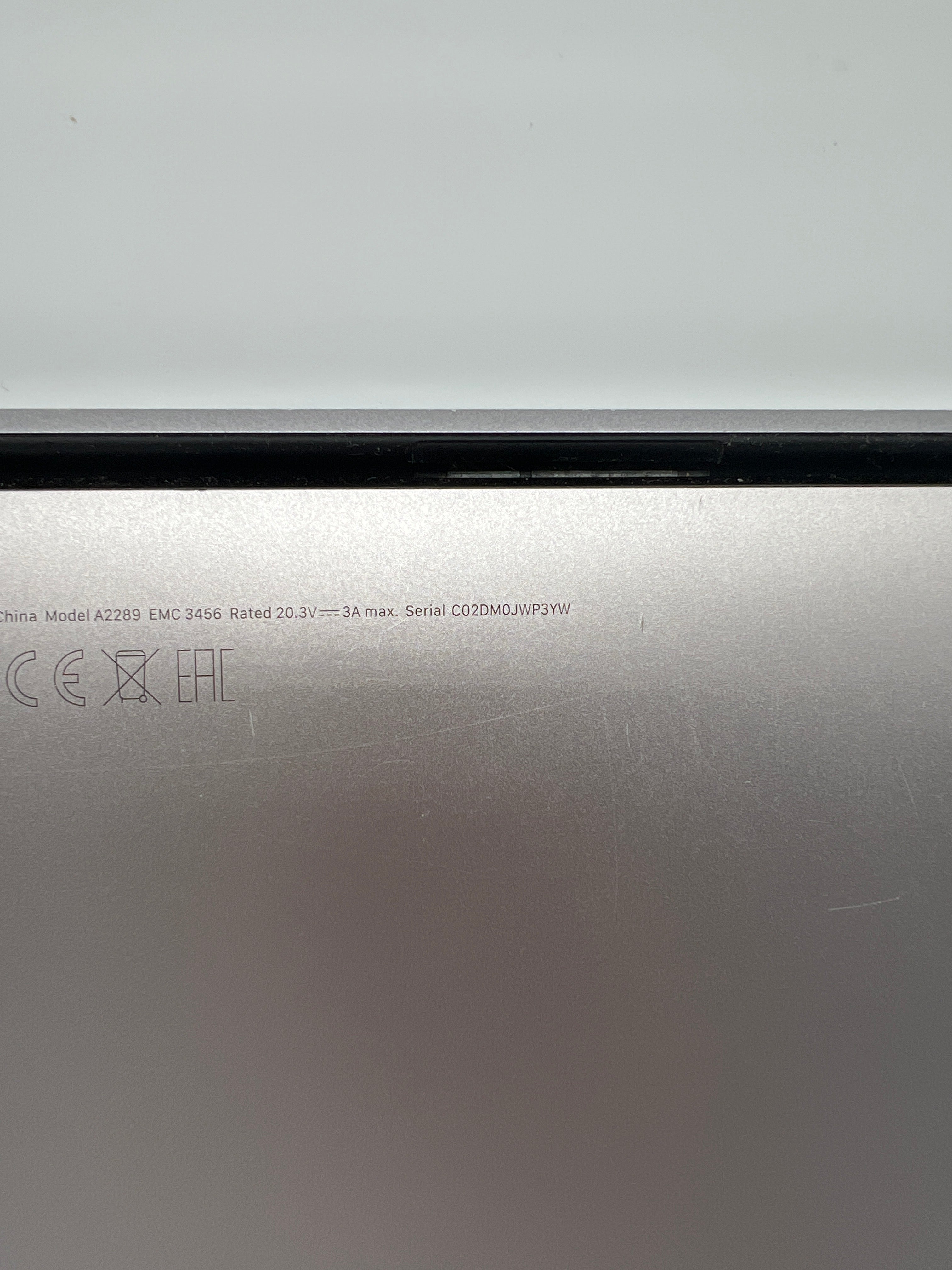 Apple MacBook Pro 13" A2289 Core i7 16GB RAM 1TB SSD - For Parts (Service Battery)