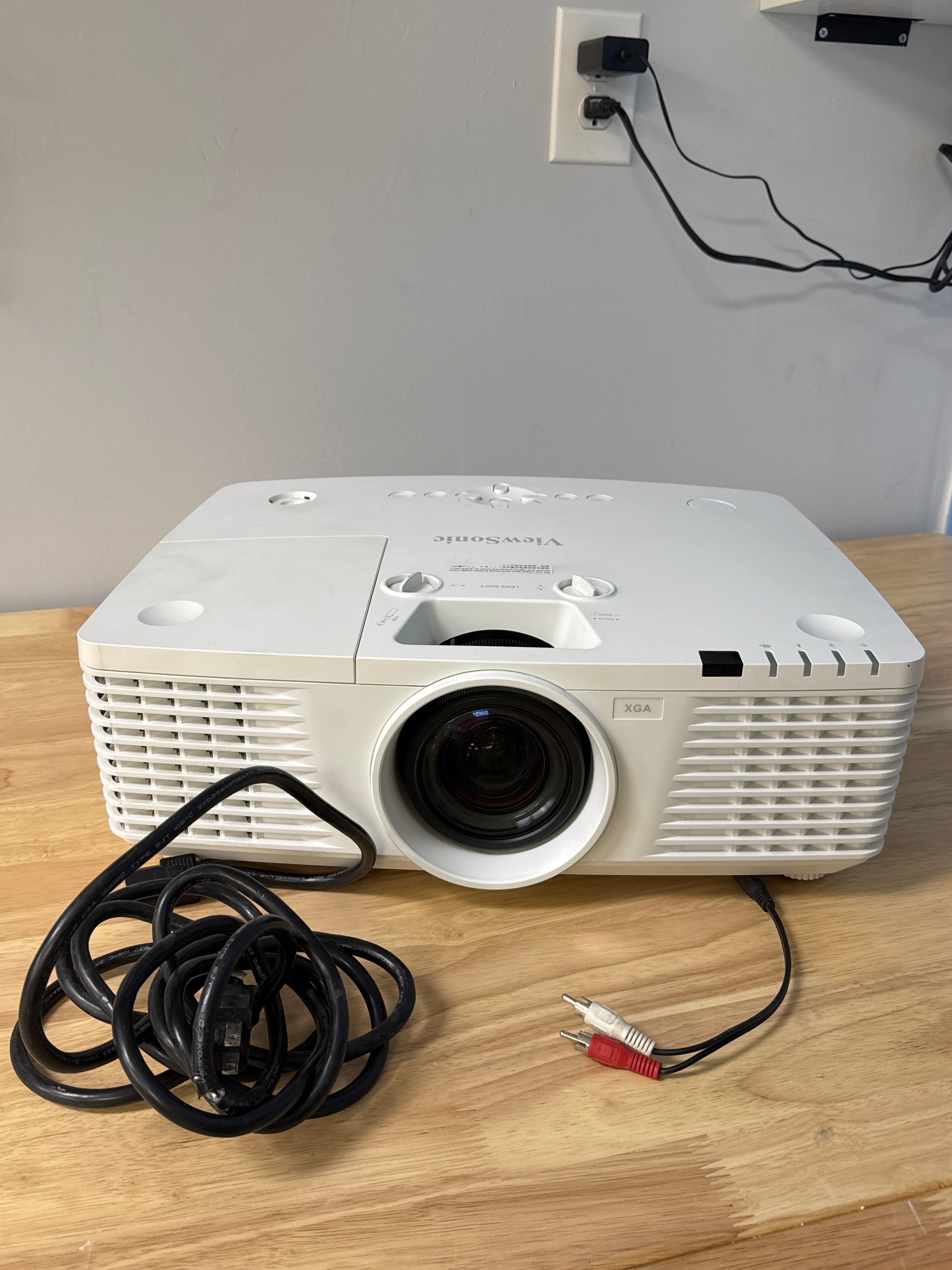 ViewSonic Pro9510L DLP XGA Projector Lamp Hours 311