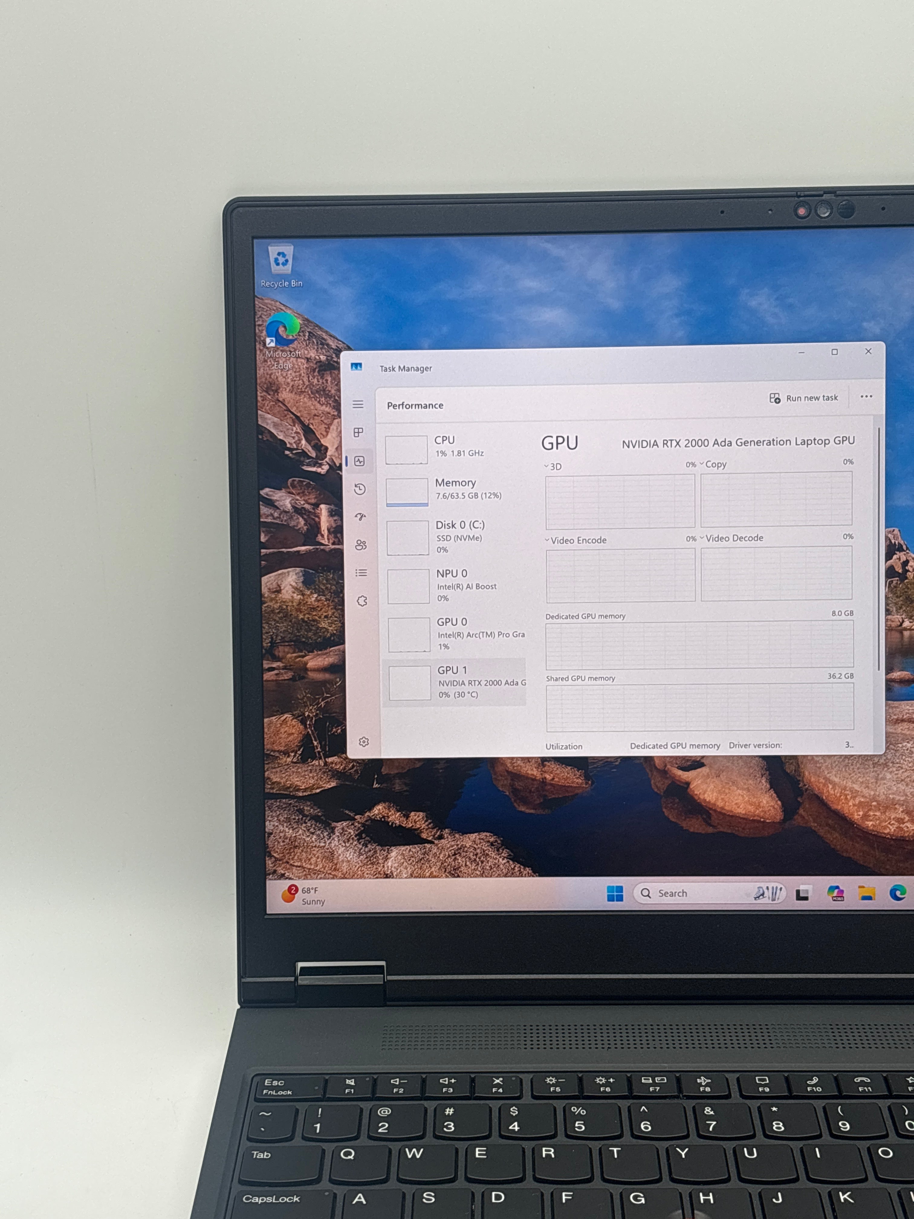 Lenovo ThinkPad P16v Gen 2 Ultra 7 155H 64 GB RAM 1 TB SSD RTX 2000