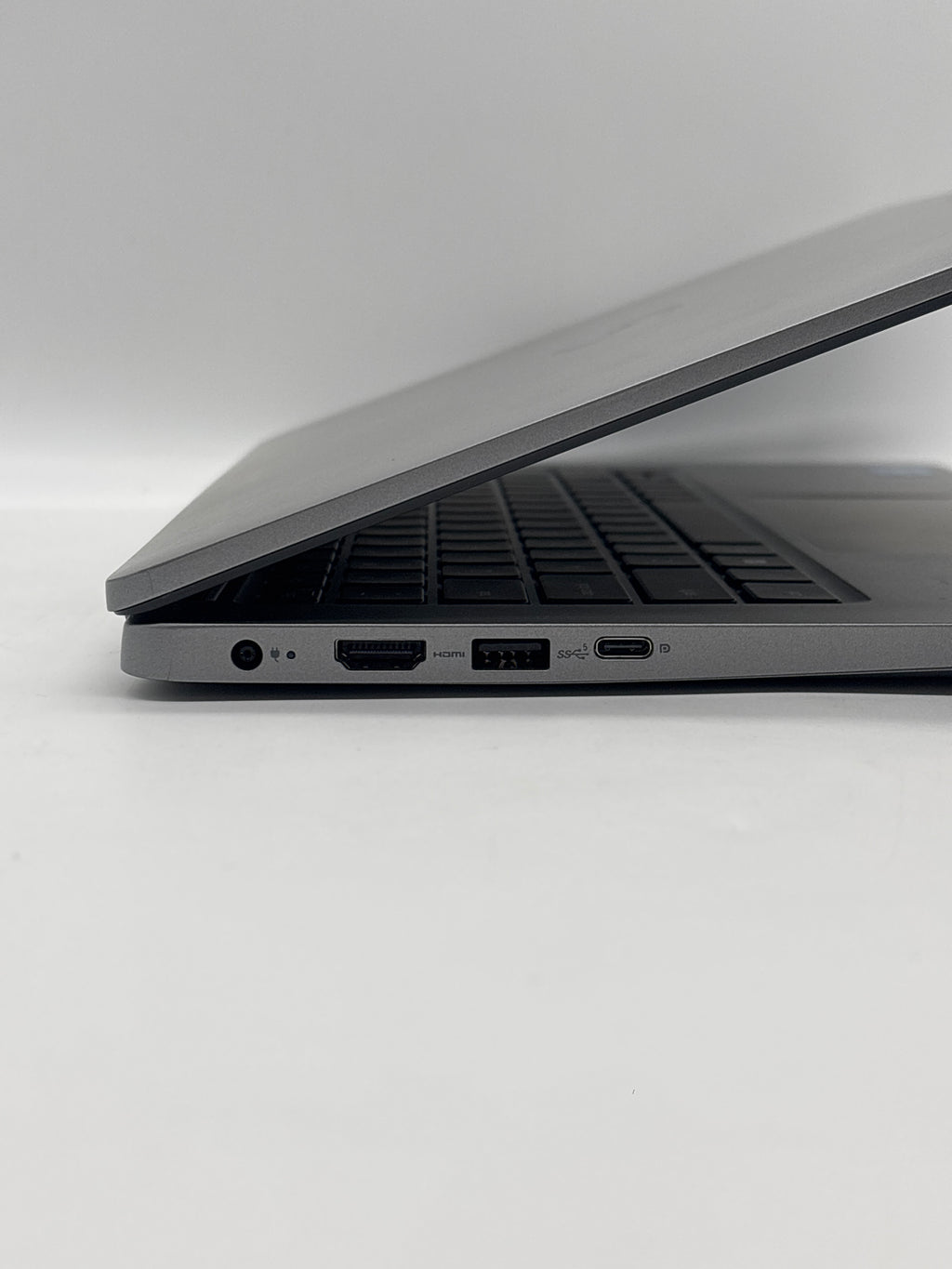 Dell Latitude 3340 i3-1215U 8GB RAM 256GB SSD