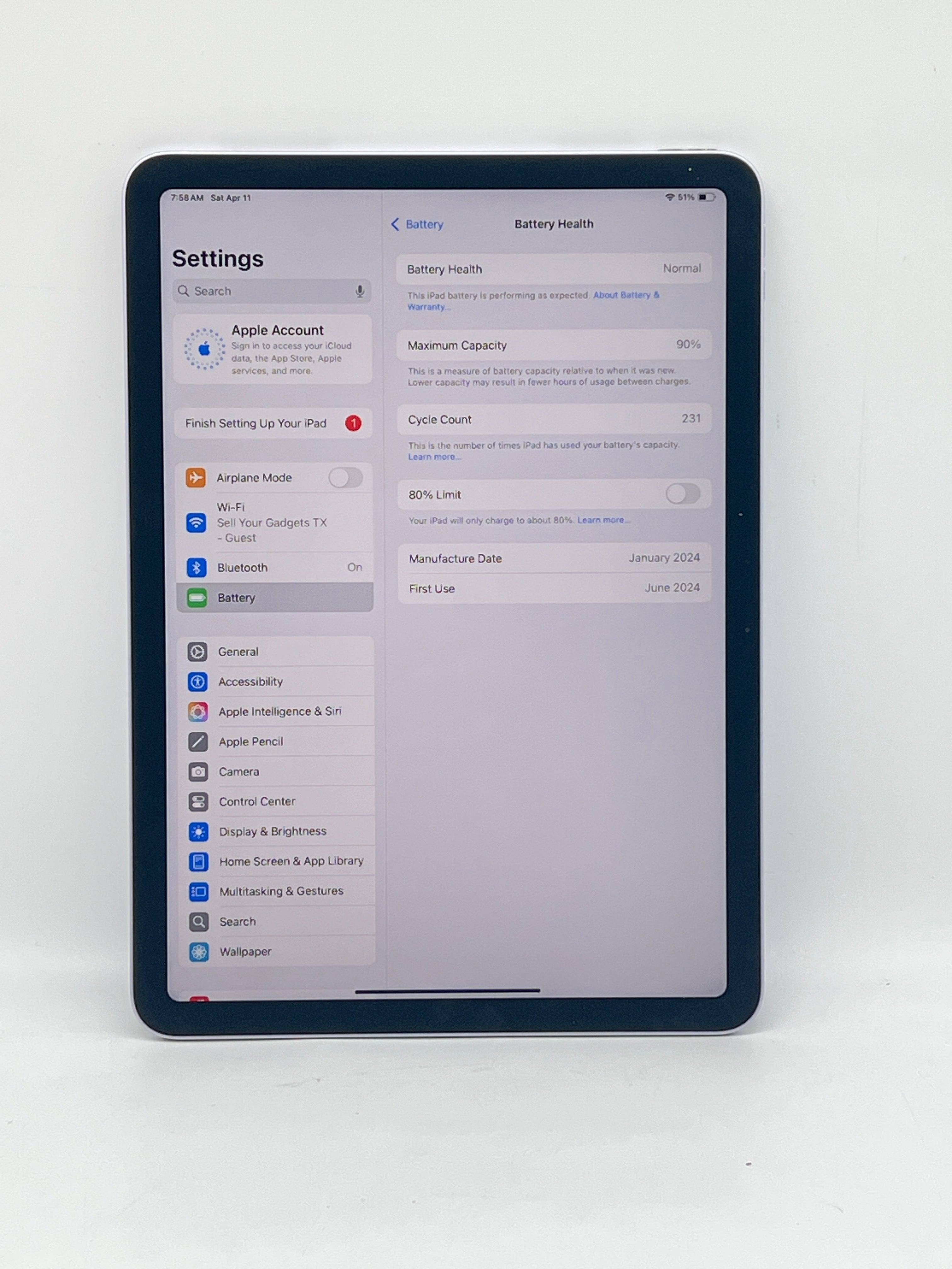 Apple iPad Air 11-inch M2 128GB Wi‑Fi With Apple Pencil/Keyboard - Used