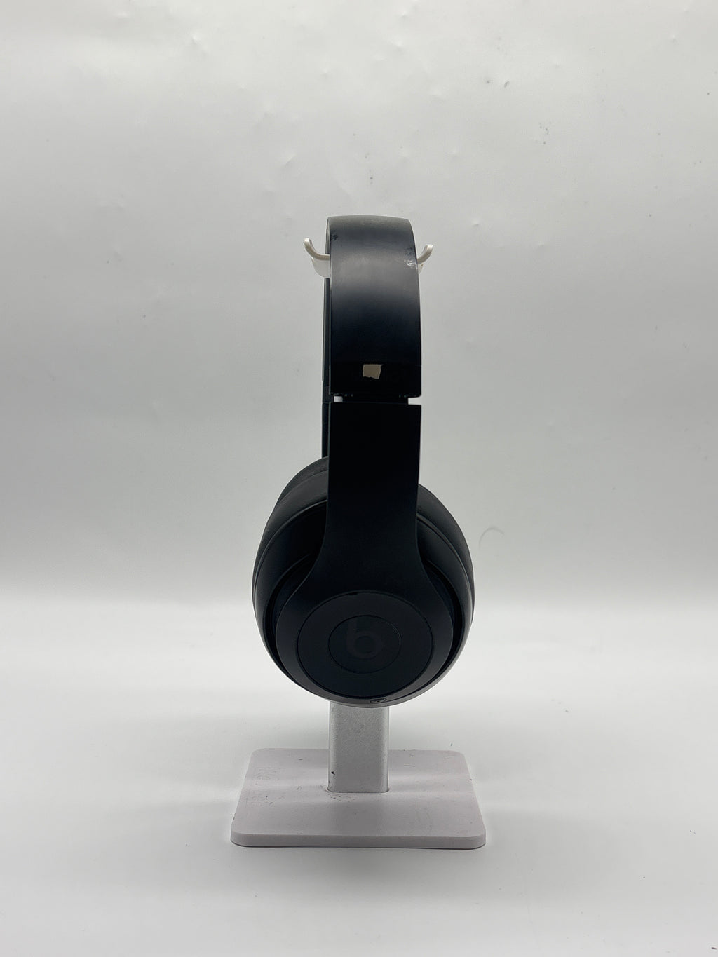 Beats Studio3 Wireless Noise Cancelling Over-Ear Headphones Black A1914 - Used