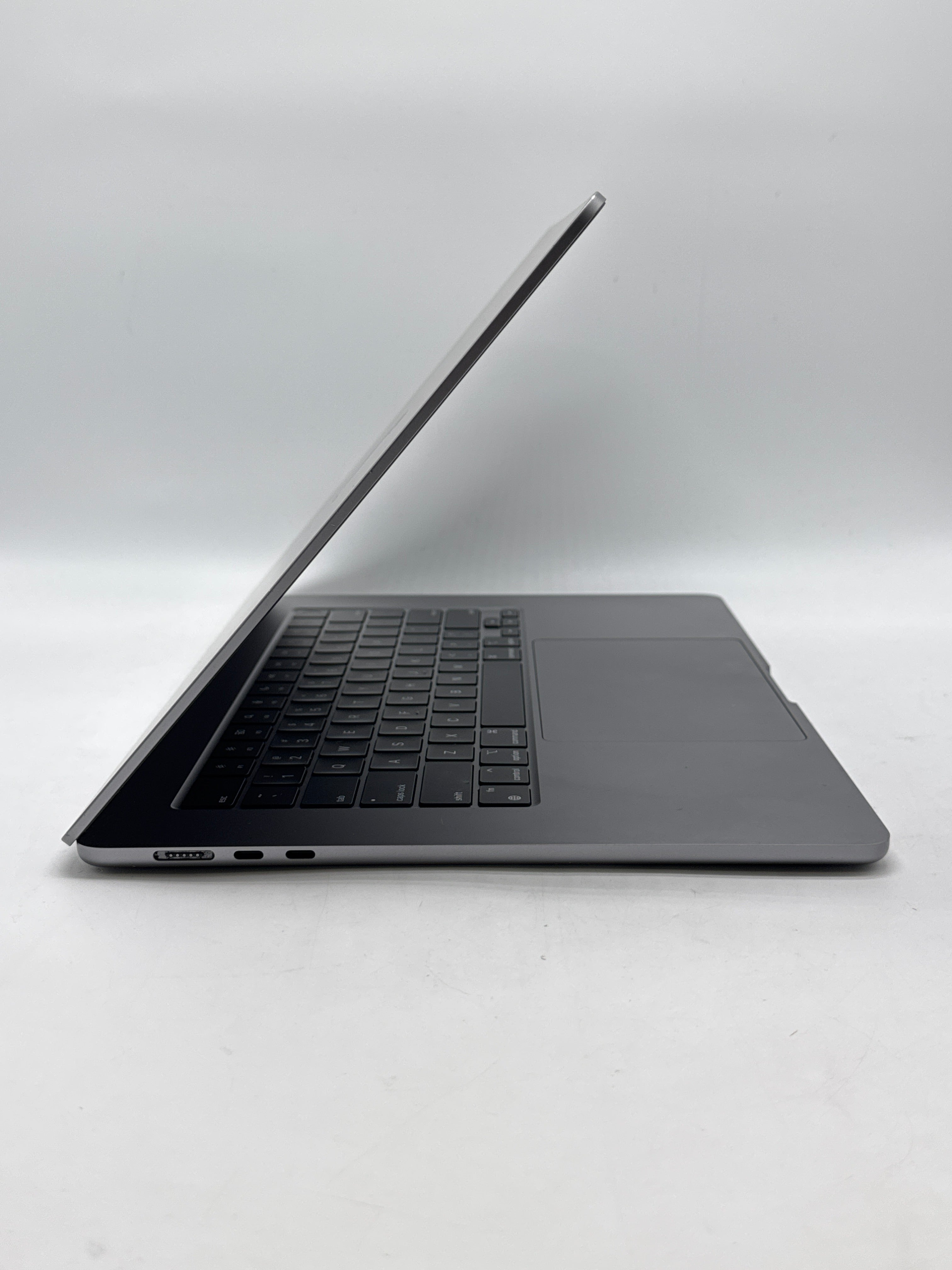 Apple MacBook Air 15" M2 A2941 8GB RAM 256GB SSD - Remotely Managed