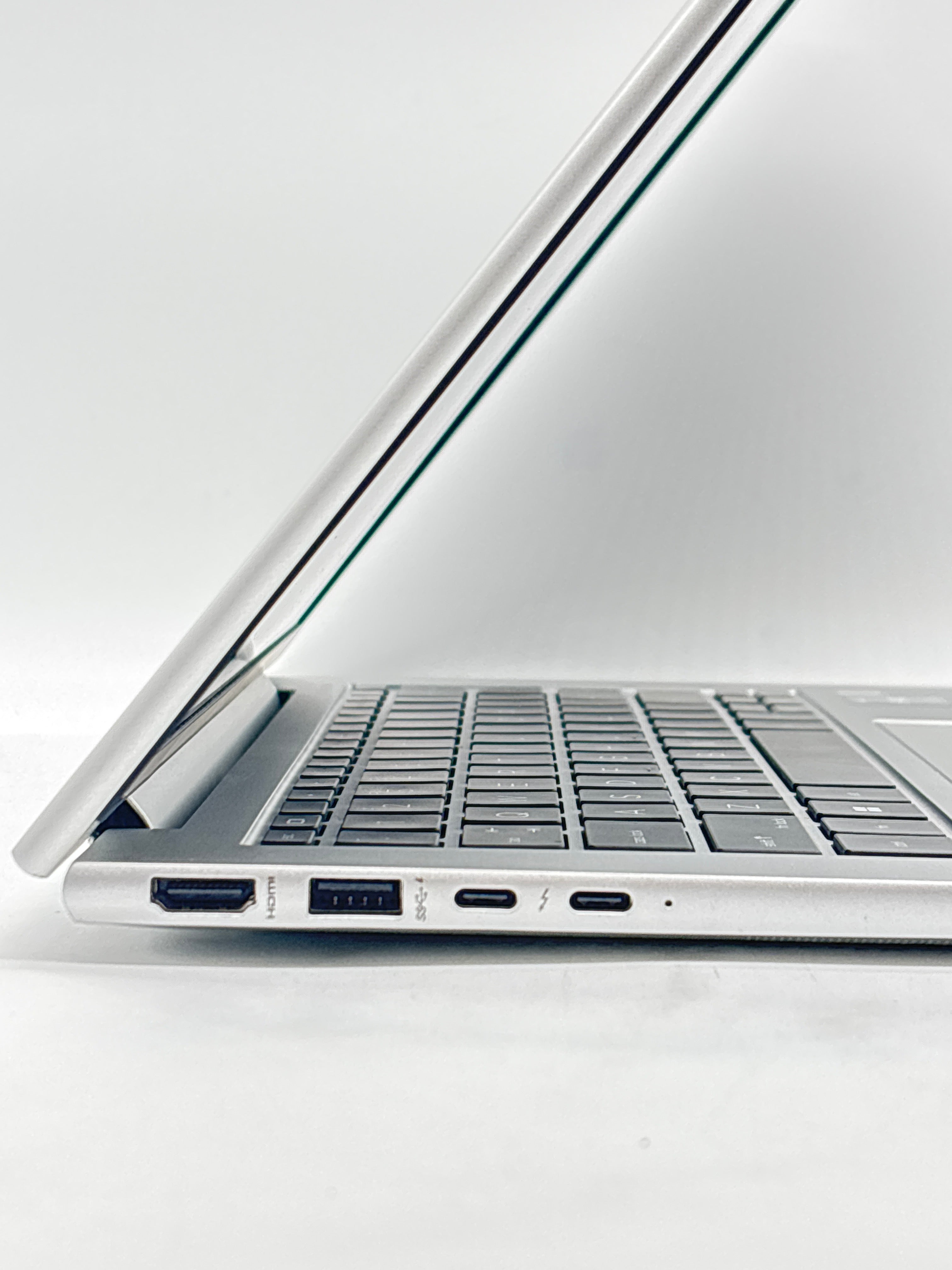 HP EliteBook 840 G9 14-inch i7-1255U 16GB RAM 512GB Silver - Used
