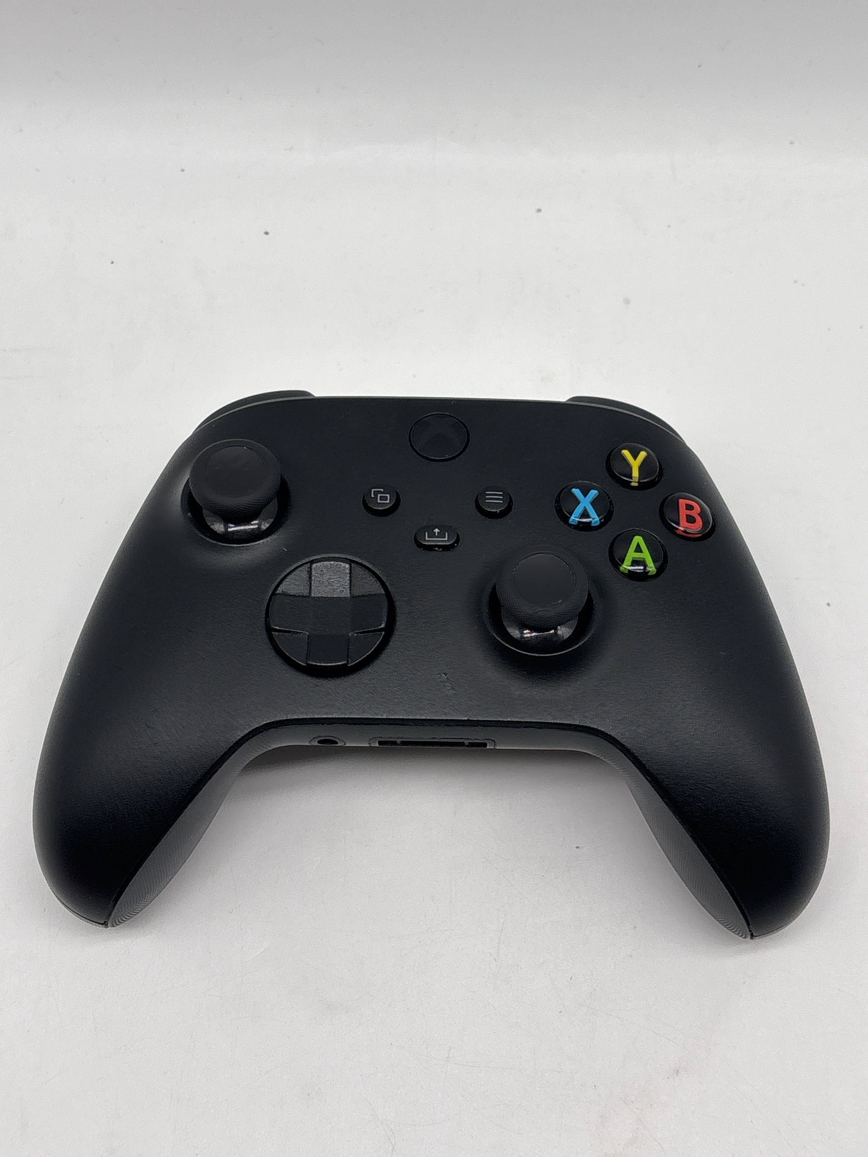 Microsoft Xbox One S (1681) 500GB Home Console - Used