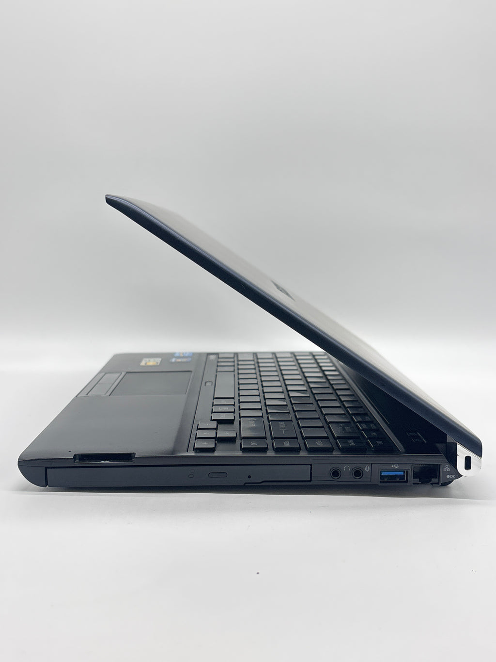 Toshiba Portege R835-P50X i3 4GB RAM 64GB SSD
