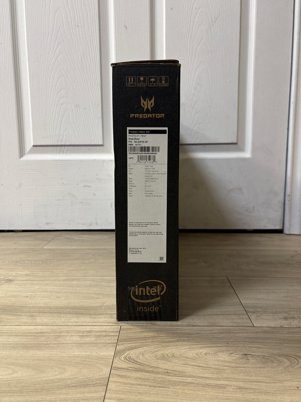 Acer Predator Helios 300 15.6" Core i7-8750H 16GB RAM 256GB SSD GTX 1060 Black - Used